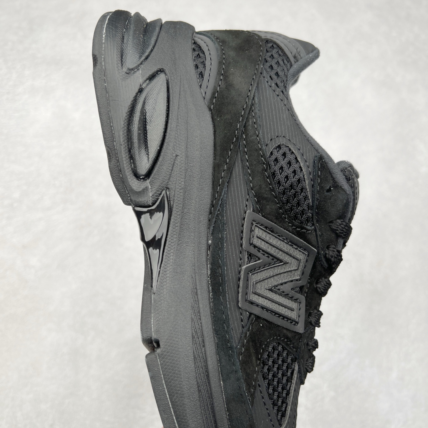 图片[6]-＃DT New Balance NB2010系列新百伦经典复古休闲运动板鞋 以ENCAP中底配以升级版 N-ERGY缓震物料 鞋面则采用特色的柔软麂皮搭以NewBalance经典的尼龙网布 低调中还原跑鞋本真 更年轻化的设计理念与材质 让新世代青年得以用全新视角体验经典鞋款的传奇魅力 货号：U2010NB13731 尺码：36 37 37.5 38 38.5 39.5 40 40.5 41.5 42 42.5 43 44-选品中心