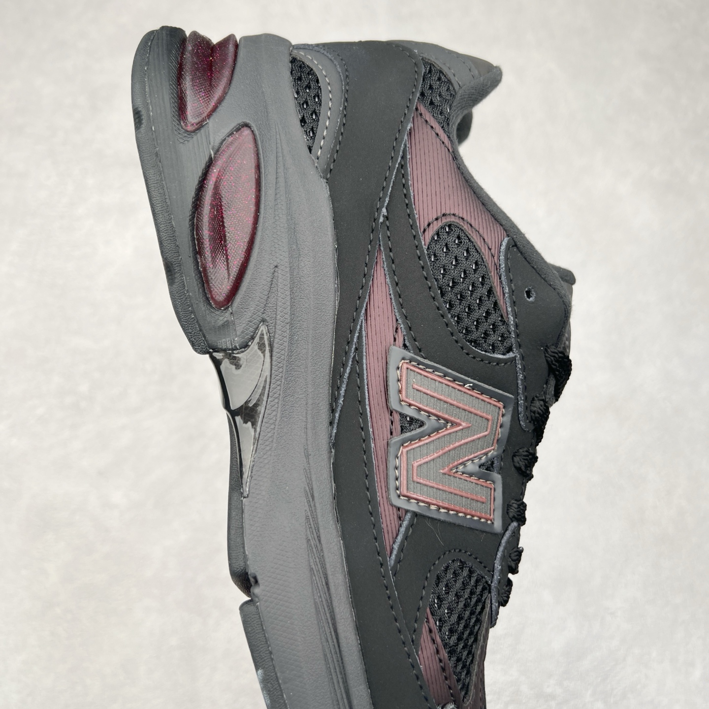 图片[6]-＃DT New Balance NB2010系列新百伦经典复古休闲运动板鞋 以ENCAP中底配以升级版 N-ERGY缓震物料 鞋面则采用特色的柔软麂皮搭以NewBalance经典的尼龙网布 低调中还原跑鞋本真 更年轻化的设计理念与材质 让新世代青年得以用全新视角体验经典鞋款的传奇魅力 货号：U2010NB13731 尺码：36 37 37.5 38 38.5 39.5 40 40.5 41.5 42 42.5 43 44-选品中心