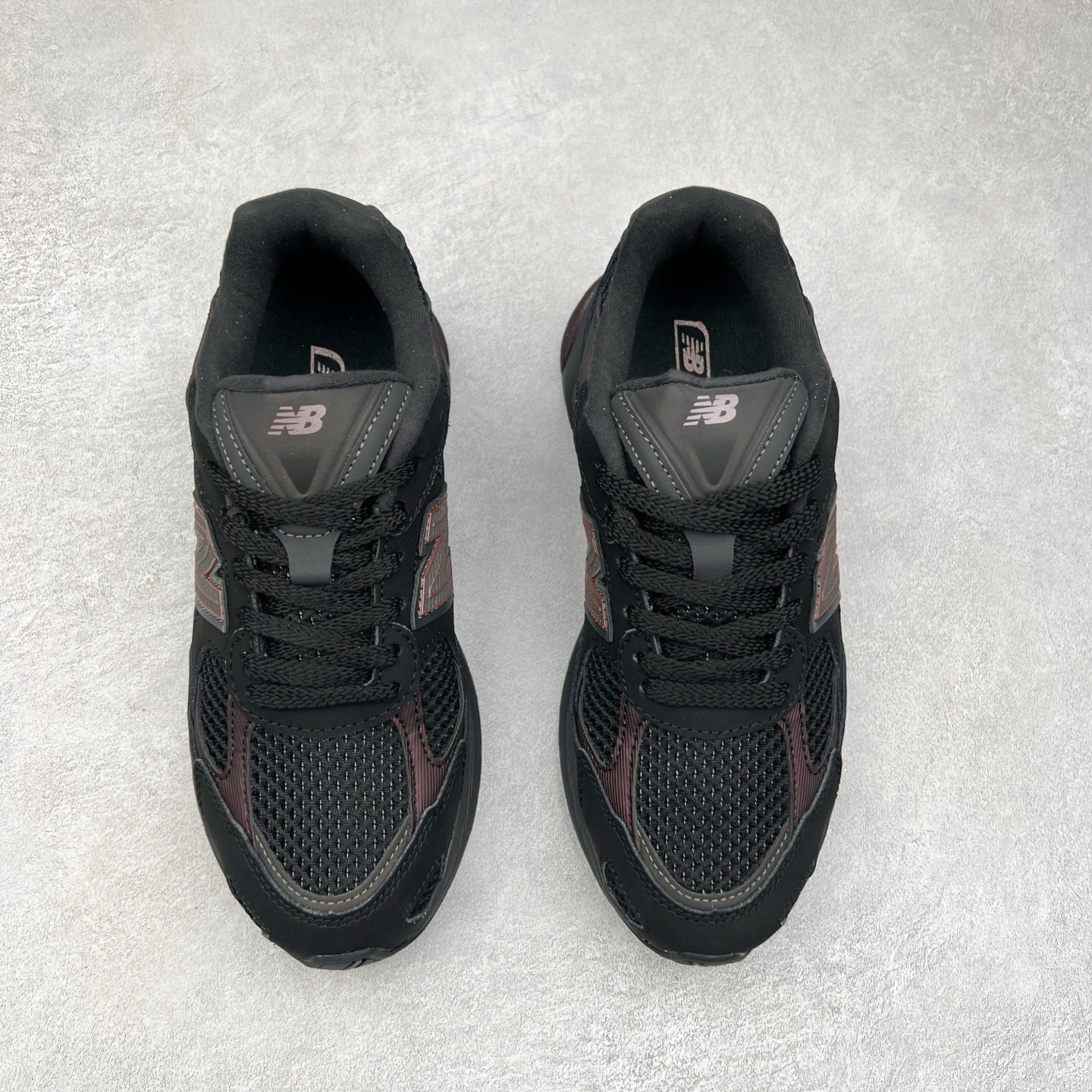 图片[2]-＃DT New Balance NB2010系列新百伦经典复古休闲运动板鞋 以ENCAP中底配以升级版 N-ERGY缓震物料 鞋面则采用特色的柔软麂皮搭以NewBalance经典的尼龙网布 低调中还原跑鞋本真 更年轻化的设计理念与材质 让新世代青年得以用全新视角体验经典鞋款的传奇魅力 货号：U2010NB13731 尺码：36 37 37.5 38 38.5 39.5 40 40.5 41.5 42 42.5 43 44-选品中心