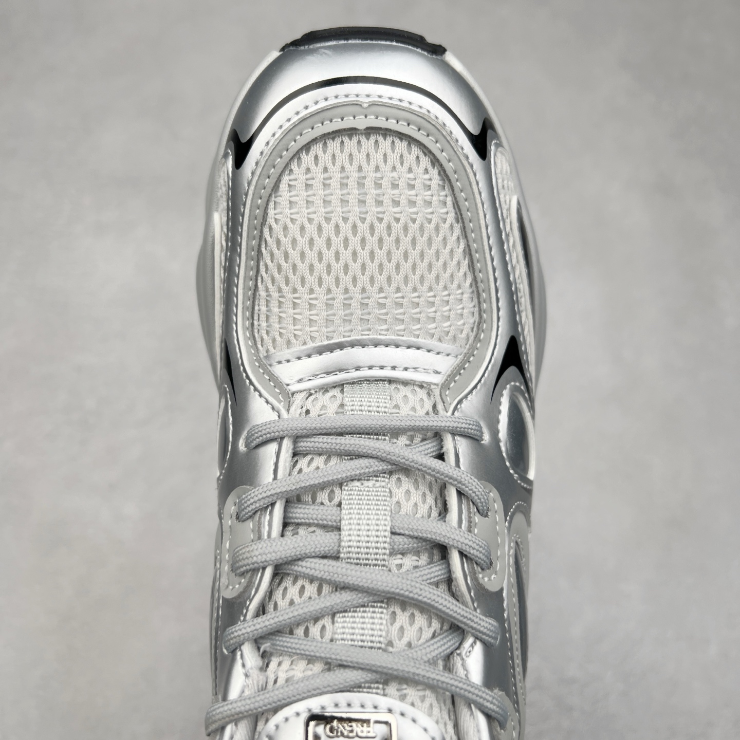 图片[4]-GG-CC白鹿同款老爹鞋 舒适百搭厚底春季新款女士休闲运动鞋系列 #广东大厂出品 完美细节 大长腿时髦look轻松定格 不费力展现率性氛围 酷帅机能风不规则设计大底 GGCC拼色造型设计 轻便舒适百搭 不管怎么搭都敲好看~ 尺码：35 36 37 38 39 40-选品中心