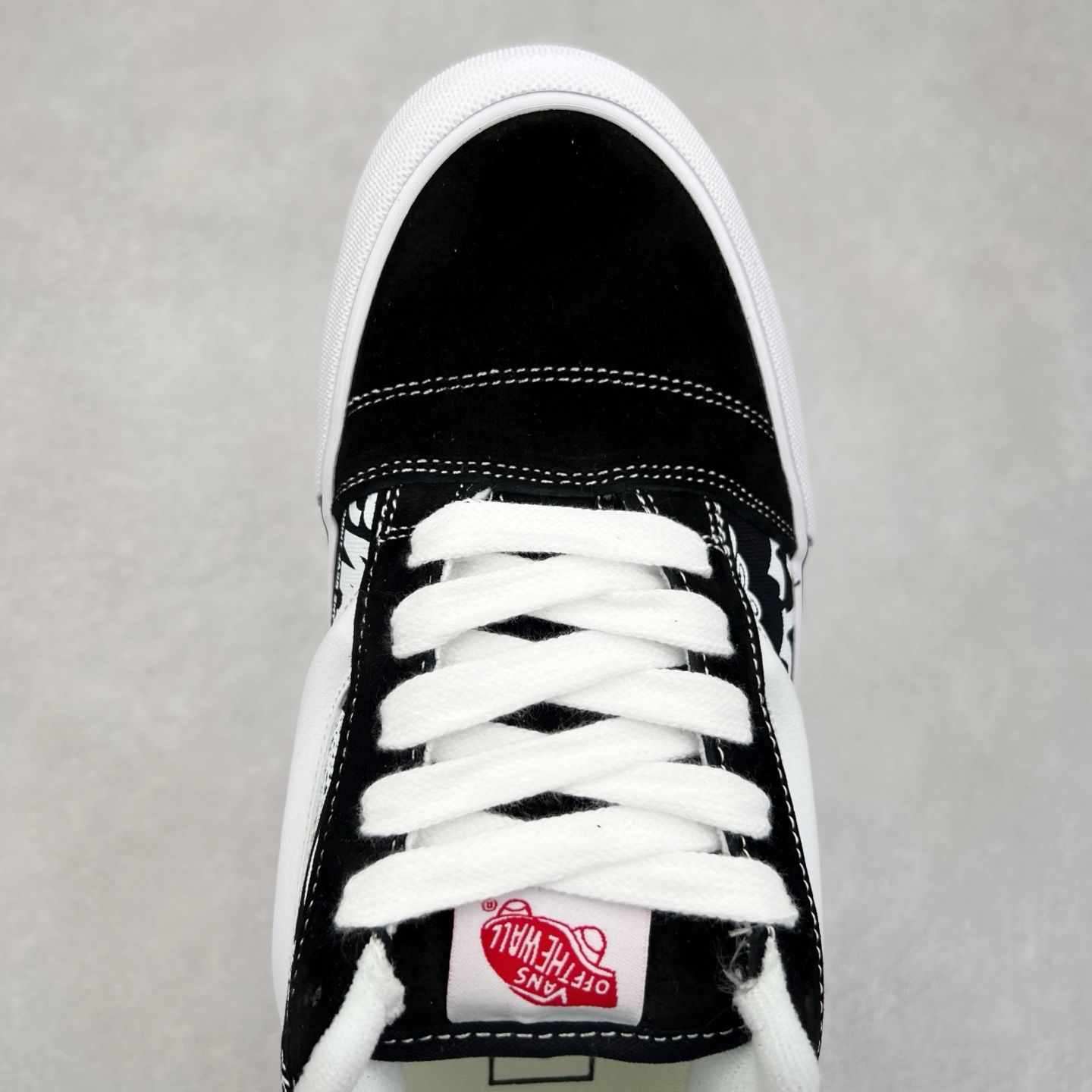 图片[4]-Vans Knu Skool 黑白涂鸦 面包鞋 舒适时尚防滑耐磨复古休闲板鞋 尺码：35 36 36.5 37 38 38.5 39 40 40.5 41 42 42.5 43 44-选品中心