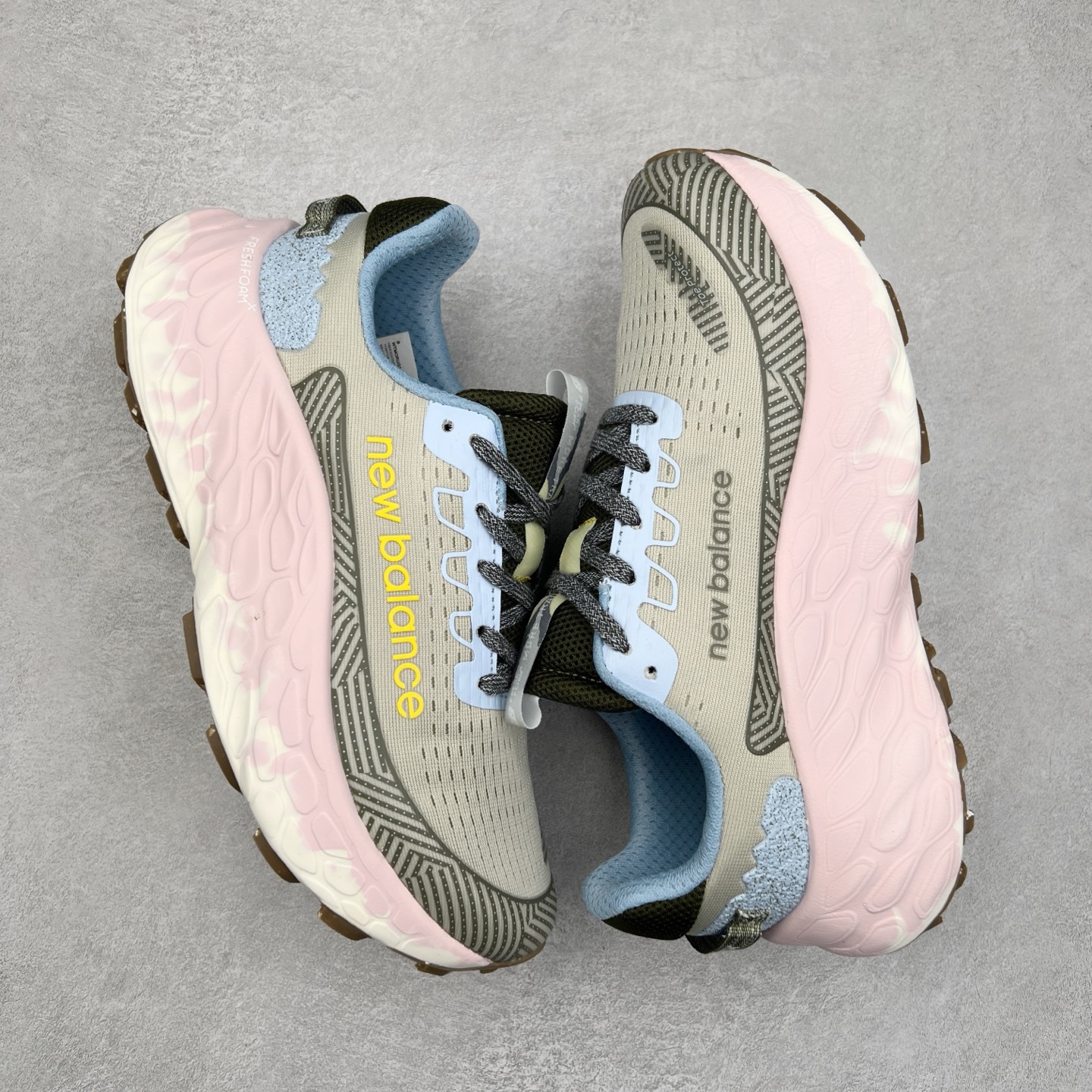 图片[3]-New Balance Fresh Foam X Trail More v3 新百伦NB莫尔V3系列低帮轻量化厚底户外越野休闲运动慢跑鞋 MTMORNGR 无论是越野训练跑还是享受自然美景 New Balance Fresh Foam X Trail More v3 都能确保双脚凉爽舒适 获得缓震支撑 这款越野跑鞋採用透气的合成/网眼鞋面 加上双层 Fresh Foam X 中底实现绝佳舒适著感 搭载鞋头防护科技与 All Terrain 系列最厚鞋底 可防止碎石跑入鞋内 让你尽情探索不受限 尺码：36 37 37.5 38 38.5 39.5 40 40.5 41.5 42 42.5 43 44 44.5 45-选品中心