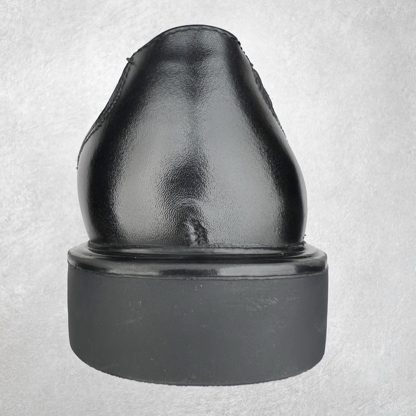 图片[8]-Ecco爱步男鞋新款运动鞋 跑鞋厚底增高老爹鞋 驱动系列全新款式 拼色拼接鞋面 时尚有型 牛皮与纺织品拼接 脚感舒适 出街有型 贴心套脚系带设计 舒适包裹双足 柔软细腻，亲肤透气 以摩托车粗犷胎纹为灵感 PU大底提供牵引性和支撑性 耐磨防滑提升稳定性 轻盈鞋底 舒适耐穿 户外出行 肆意洒脱 尺码：38 39 40 41 42 43 44（皮鞋码）-选品中心