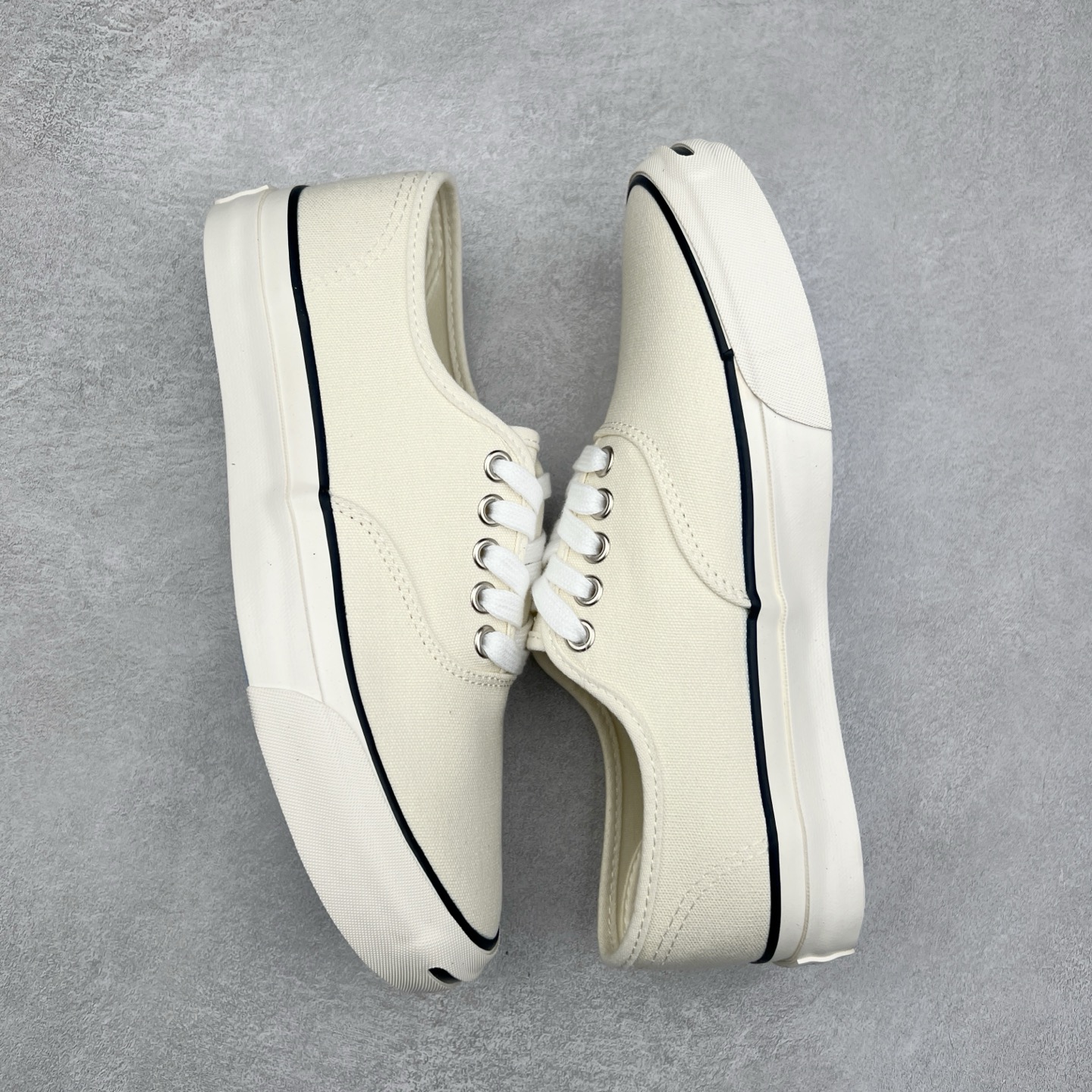 图片[3]-Converse Jack Purcell 反骨开口笑 Us Windjammer 日版限定 官方新款 舒适简约轻便低帮帆布鞋 货号：33301050 白色 货号：33301310 黑色 尺码：35 36 36.5 37 37.5 38 39 39.5 40 41 41.5 42 43 44-选品中心