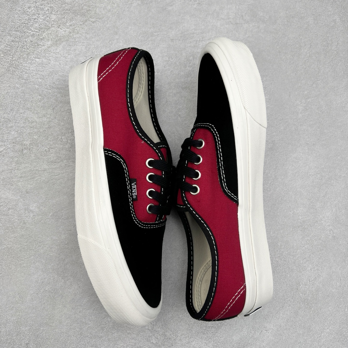 图片[3]-Vans Authentic REISSUE 44 范斯官方 舒适百搭低帮休闲帆布鞋 融合了Vans安纳海姆的复古属性 从鞋型和贴合度方面重塑鞋款 尺码：35 36 36.5 37 38 38.5 39 40 40.5 41 42 42.5 43 44-选品中心