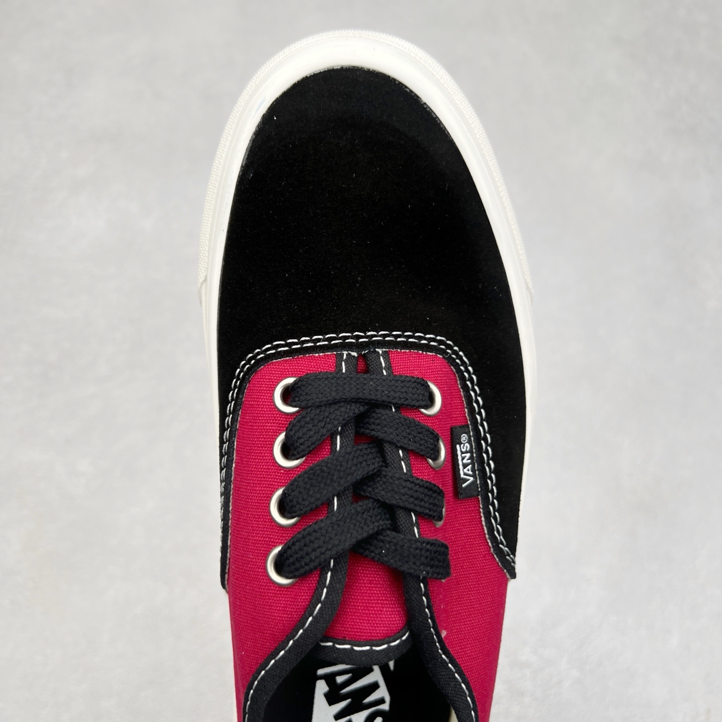 图片[4]-Vans Authentic REISSUE 44 范斯官方 舒适百搭低帮休闲帆布鞋 融合了Vans安纳海姆的复古属性 从鞋型和贴合度方面重塑鞋款 尺码：35 36 36.5 37 38 38.5 39 40 40.5 41 42 42.5 43 44-选品中心