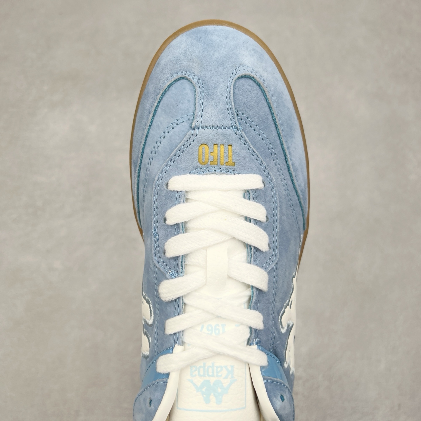 图片[4]-Kappa 1967 Low Sneaker 卡帕系列低帮百搭厚底休闲运动板鞋 原楦原纸版开发版型 采用硬质牛剖革鞋面材质 外置增高耐磨橡胶大底 实拍调校N版已经零色差零失真 百分百还原实物色彩所见即所得 不存在货不对板色差等低级问题 选购参考实物拍摄 不混卖不参货 只用心做好货严格选品 承诺混一赔十 尺码：36 36.5 37.5 38 38.5 39 40 40.5 41 42 42.5 43 44 44.5 45-选品中心