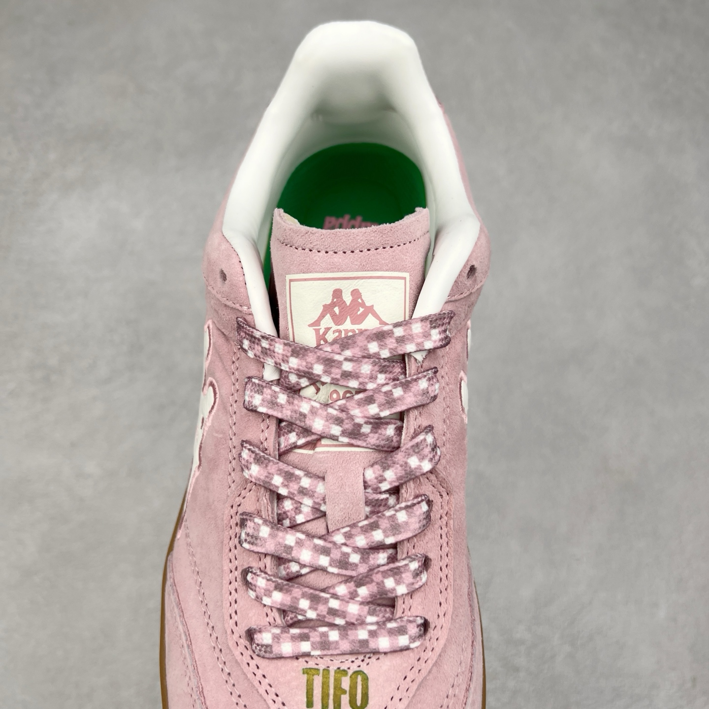 图片[5]-Kappa 1967 Low Sneaker 卡帕系列低帮百搭厚底休闲运动板鞋 原楦原纸版开发版型 采用硬质牛剖革鞋面材质 外置增高耐磨橡胶大底 实拍调校N版已经零色差零失真 百分百还原实物色彩所见即所得 不存在货不对板色差等低级问题 选购参考实物拍摄 不混卖不参货 只用心做好货严格选品 承诺混一赔十 尺码：36 36.5 37.5 38 38.5 39 40 40.5 41 42 42.5 43 44 44.5 45-选品中心