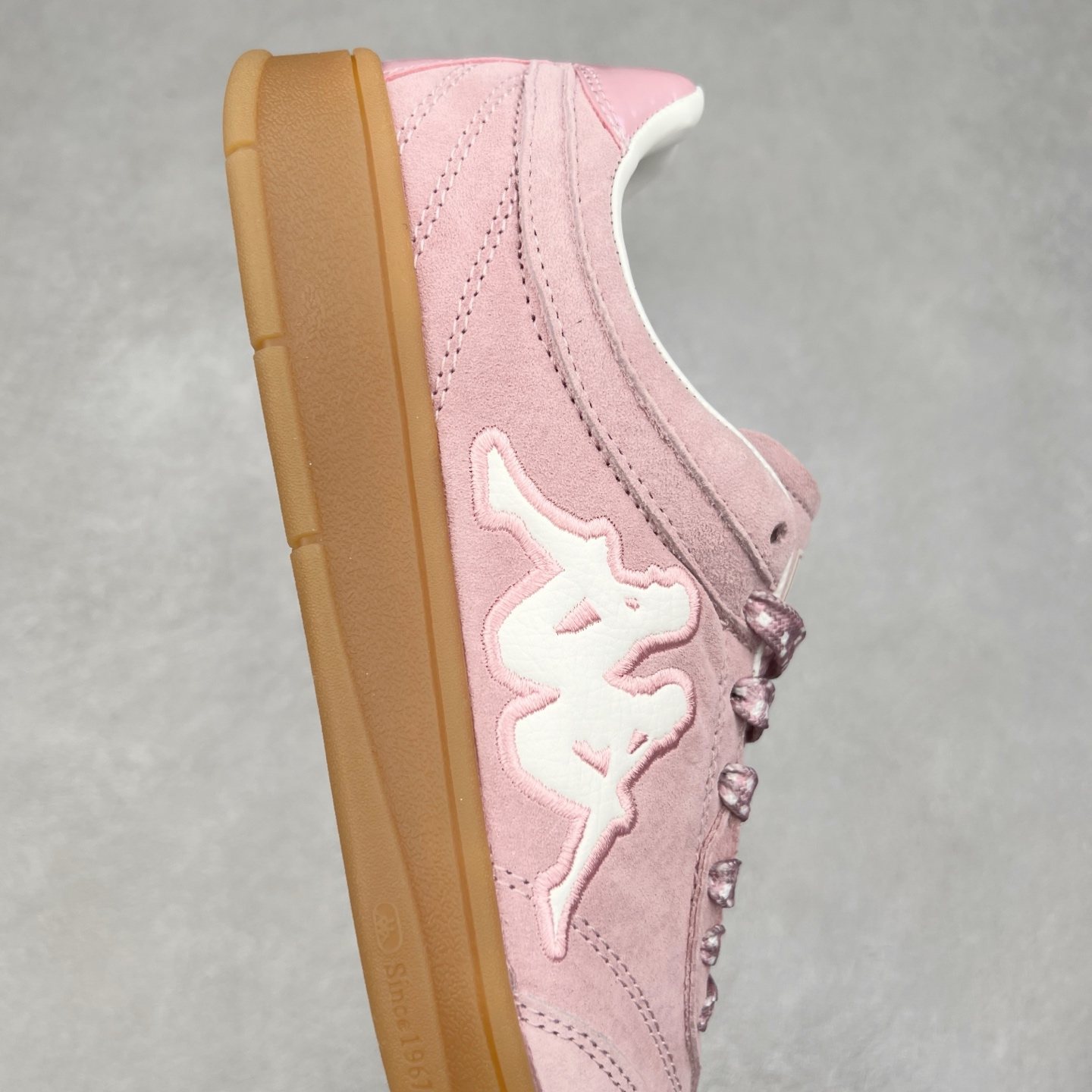 图片[6]-Kappa 1967 Low Sneaker 卡帕系列低帮百搭厚底休闲运动板鞋 原楦原纸版开发版型 采用硬质牛剖革鞋面材质 外置增高耐磨橡胶大底 实拍调校N版已经零色差零失真 百分百还原实物色彩所见即所得 不存在货不对板色差等低级问题 选购参考实物拍摄 不混卖不参货 只用心做好货严格选品 承诺混一赔十 尺码：36 36.5 37.5 38 38.5 39 40 40.5 41 42 42.5 43 44 44.5 45-选品中心