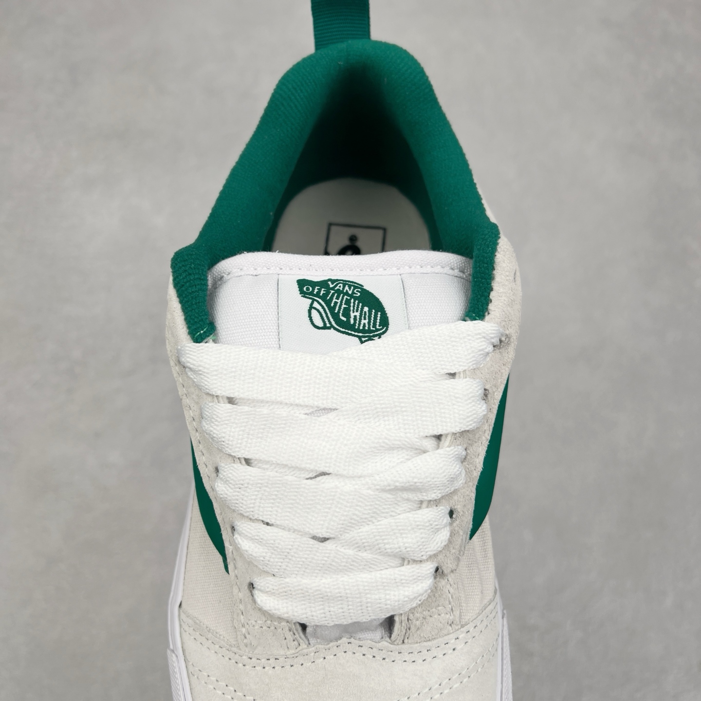 图片[5]-Vans Knu Skool 米白绿 肥胖版立体大Logo 加厚鞋舌 低帮复古休闲硫化面包鞋 尺码：35 36 36.5 37 38 38.5 39 40 40.5 41 42 42.5 43 44 45 工艺：硫化1：1（重量1：1、真标、原钢印、材质标、鞋型标、合格证）-选品中心