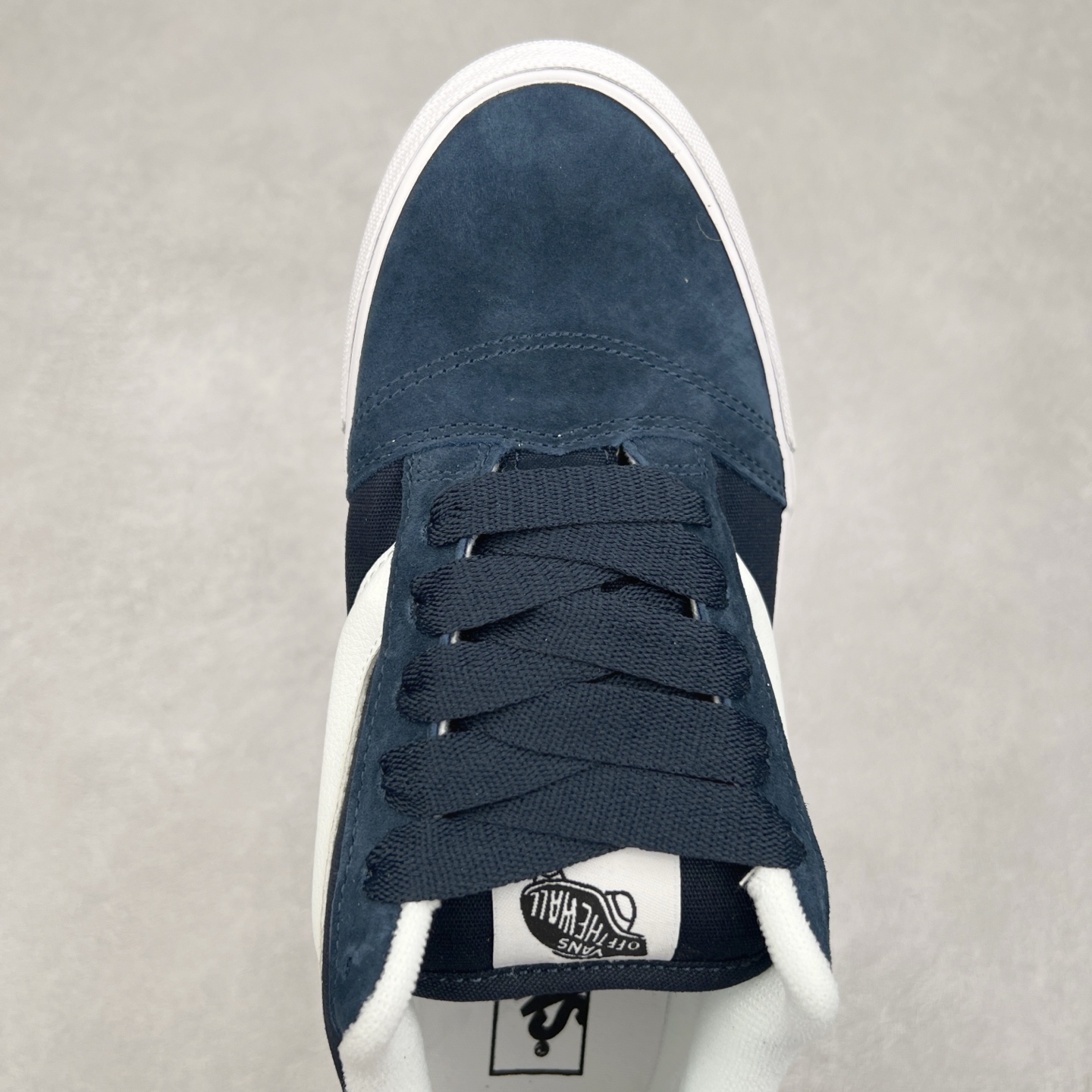 图片[4]-Vans Knu Skool 藏蓝 肥胖版立体大Logo 加厚鞋舌 低帮复古休闲硫化面包鞋 尺码：35 36 36.5 37 38 38.5 39 40 40.5 41 42 42.5 43 44 45 工艺：硫化1：1（重量1：1、真标、原钢印、材质标、鞋型标、合格证）-选品中心