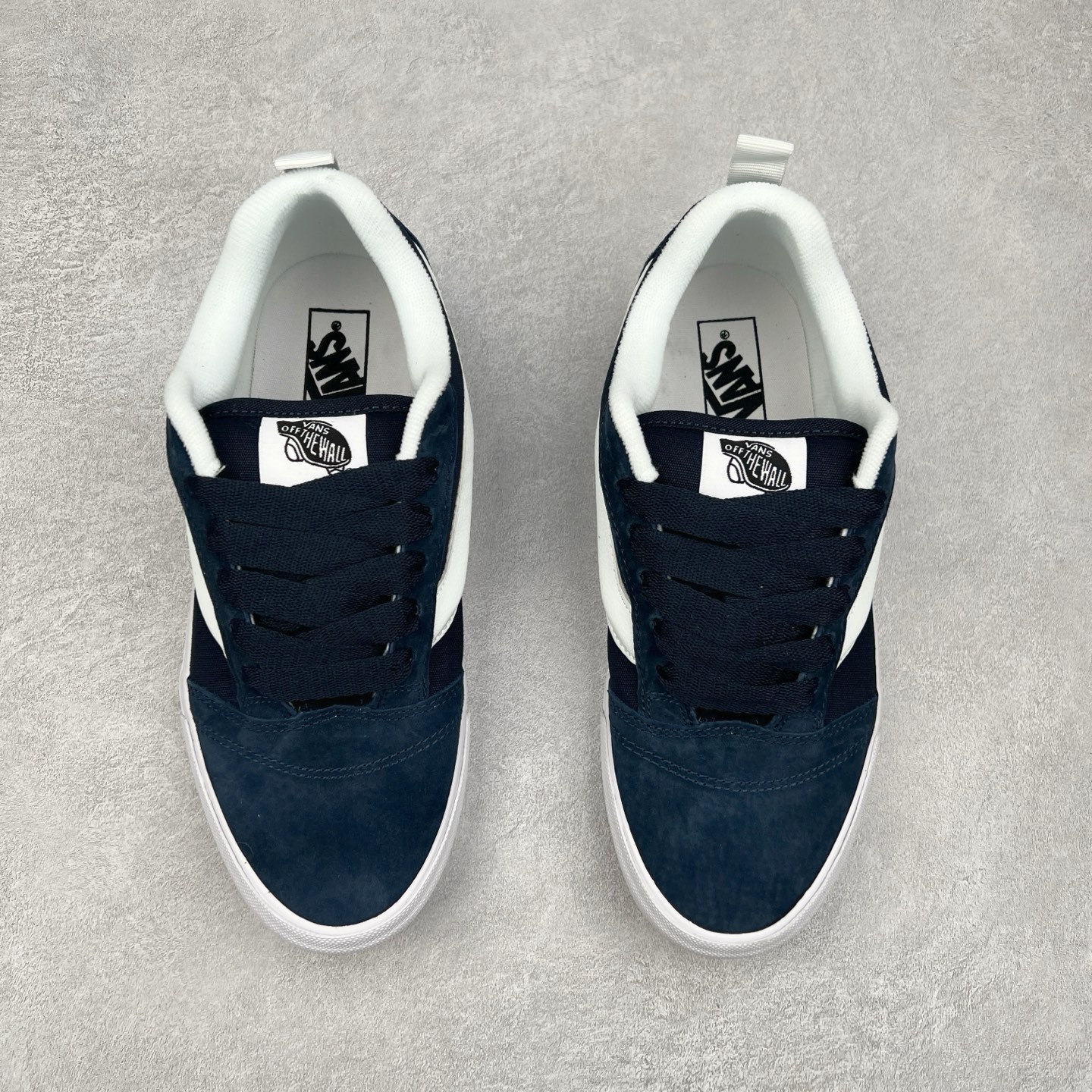 图片[2]-Vans Knu Skool 藏蓝 肥胖版立体大Logo 加厚鞋舌 低帮复古休闲硫化面包鞋 尺码：35 36 36.5 37 38 38.5 39 40 40.5 41 42 42.5 43 44 45 工艺：硫化1：1（重量1：1、真标、原钢印、材质标、鞋型标、合格证）-选品中心