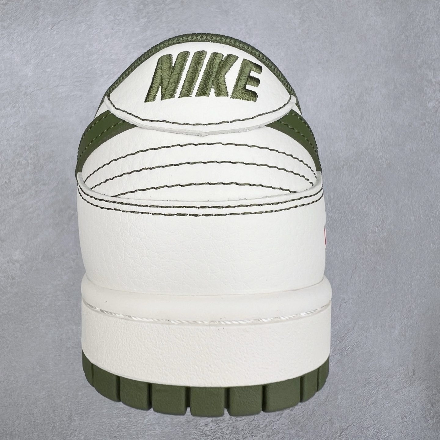 图片[8]-＃纯原福利 NK Dunk Low 定制配色 大厂出品 极力推荐 原装头层材料 独家版型蒸餾加工帶來的是更好的视觉和脚感体验大厂纯原品质出货 清洁度 电绣工艺 皮料切割干净无任何毛边 细节完美 尺码：36 36.5 37.5 38 38.5 39 40 40.5 41 42 42.5 43 44 44.5 45-选品中心