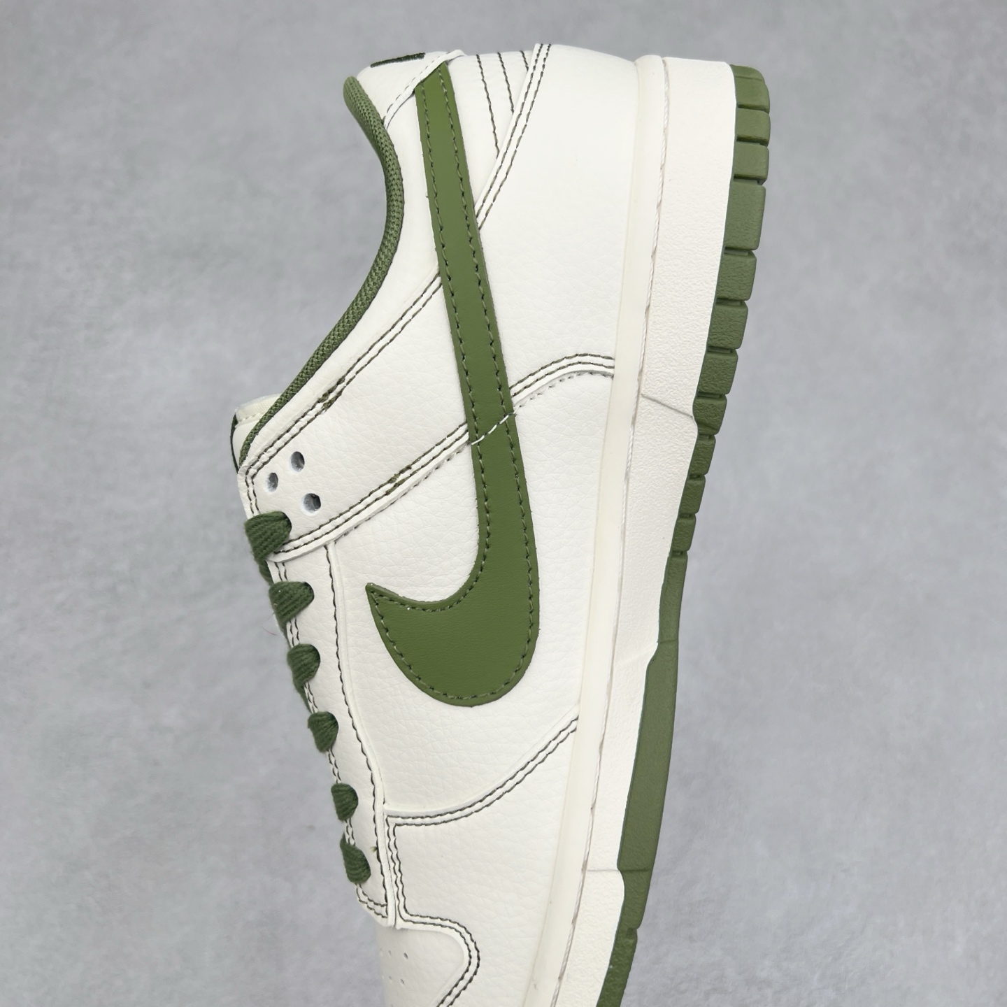 图片[7]-＃纯原福利 NK Dunk Low 定制配色 大厂出品 极力推荐 原装头层材料 独家版型蒸餾加工帶來的是更好的视觉和脚感体验大厂纯原品质出货 清洁度 电绣工艺 皮料切割干净无任何毛边 细节完美 尺码：36 36.5 37.5 38 38.5 39 40 40.5 41 42 42.5 43 44 44.5 45-选品中心