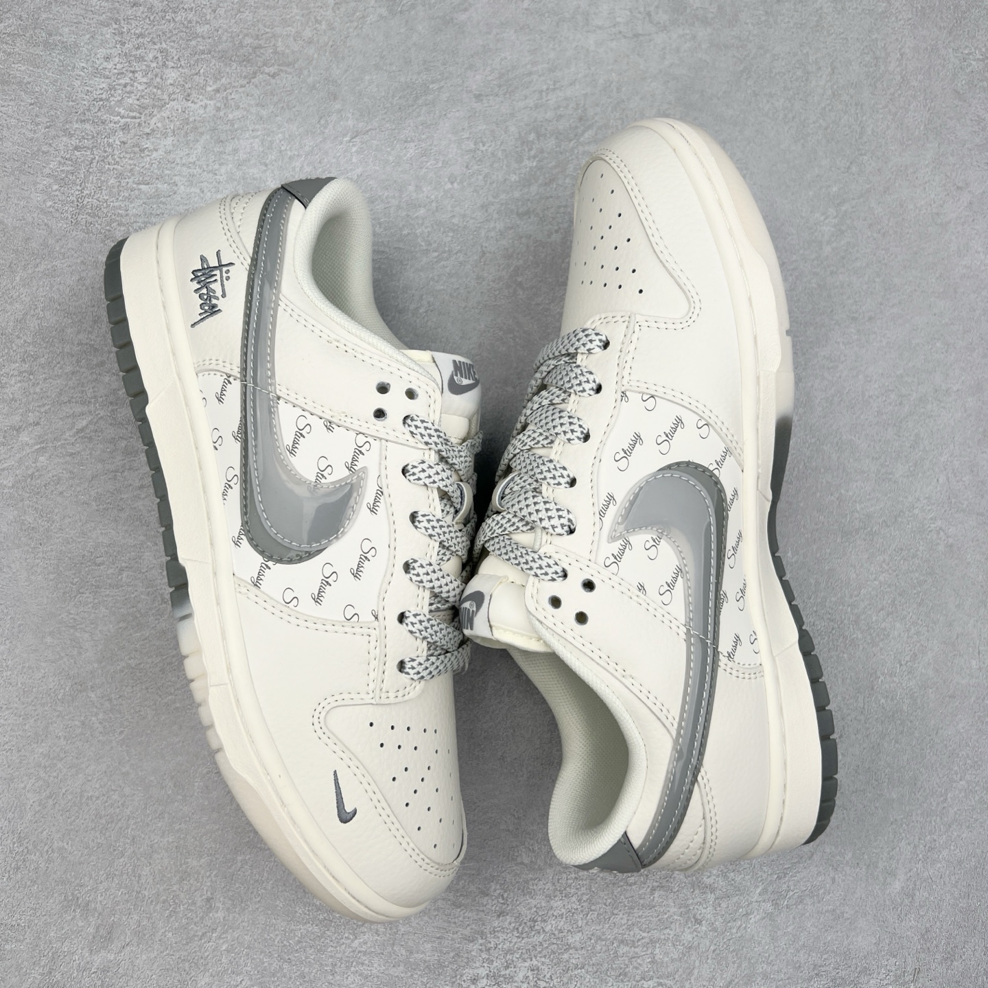 图片[3]-＃纯原福利 NK Dunk Low 定制配色 大厂出品 极力推荐 原装头层材料 独家版型蒸餾加工帶來的是更好的视觉和脚感体验大厂纯原品质出货 清洁度 电绣工艺 皮料切割干净无任何毛边 细节完美 尺码：36 36.5 37.5 38 38.5 39 40 40.5 41 42 42.5 43 44 44.5 45-选品中心