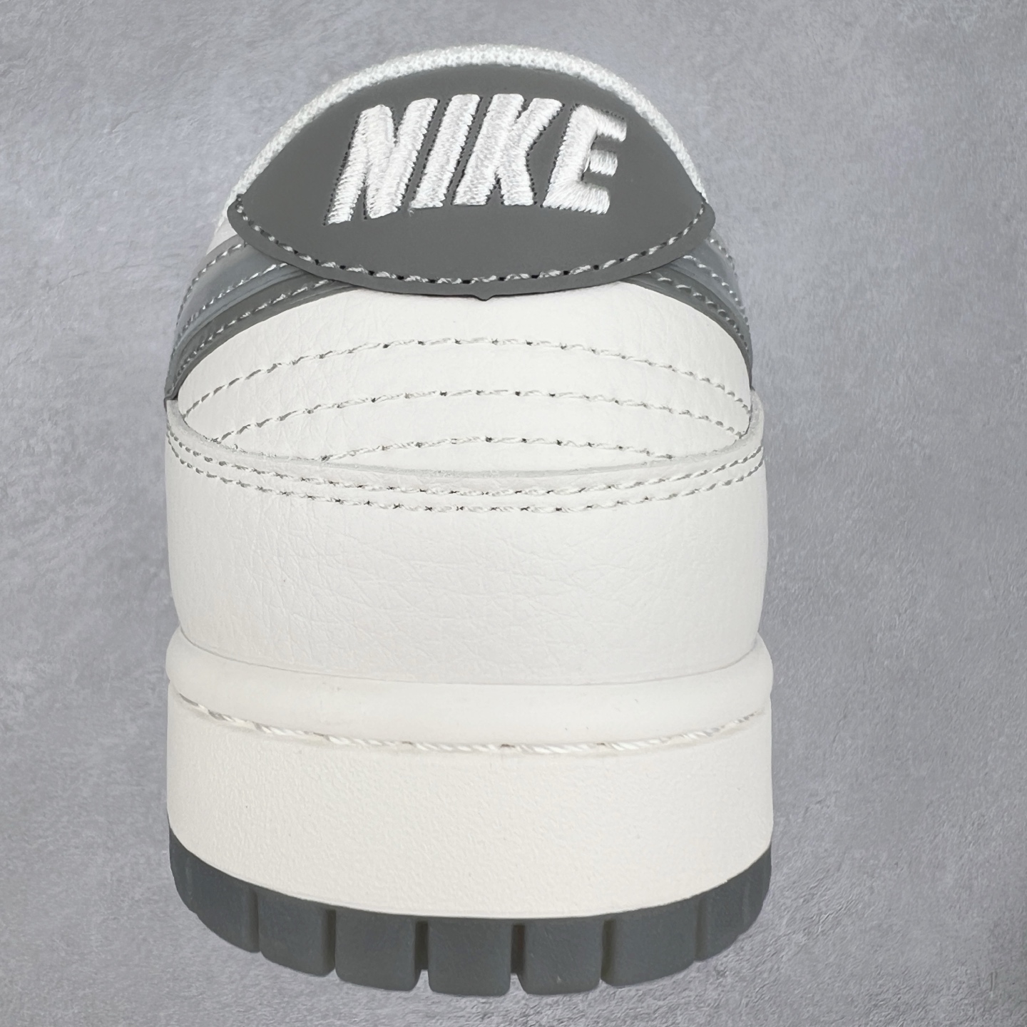 图片[8]-＃纯原福利 NK Dunk Low 定制配色 大厂出品 极力推荐 原装头层材料 独家版型蒸餾加工帶來的是更好的视觉和脚感体验大厂纯原品质出货 清洁度 电绣工艺 皮料切割干净无任何毛边 细节完美 尺码：36 36.5 37.5 38 38.5 39 40 40.5 41 42 42.5 43 44 44.5 45-选品中心