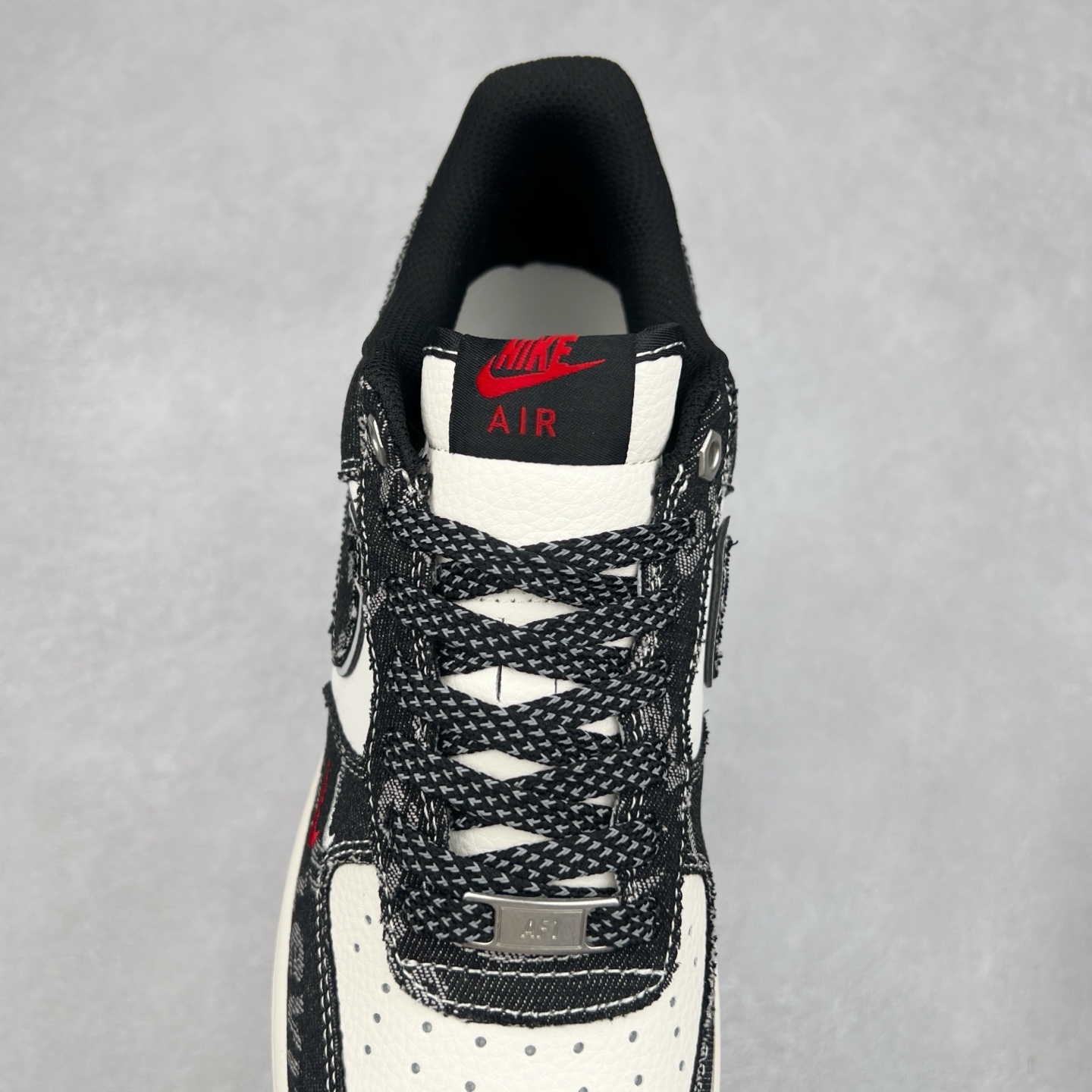 图片[5]-NK Air Force 1´07 Low 空军一号低帮百搭休闲运动板鞋 YX5066-312 柔软、弹性十足的缓震性能和出色的中底设计 横跨复古与现代的外型结合 造就出风靡全球 三十多年的Force 1 直到今天还深受青睐 实拍调校N版已经零色差零失真 百分百还原实物色彩所见即所得 不存在货不对板色差等低级问题 选购参考实物拍摄 不混卖不参货 只用心做好货严格选品 承诺混一赔十 尺码：36 36.5 37.5 38 38.5 39 40 40.5 41 42 42.5 43 44 44.5 45-选品中心