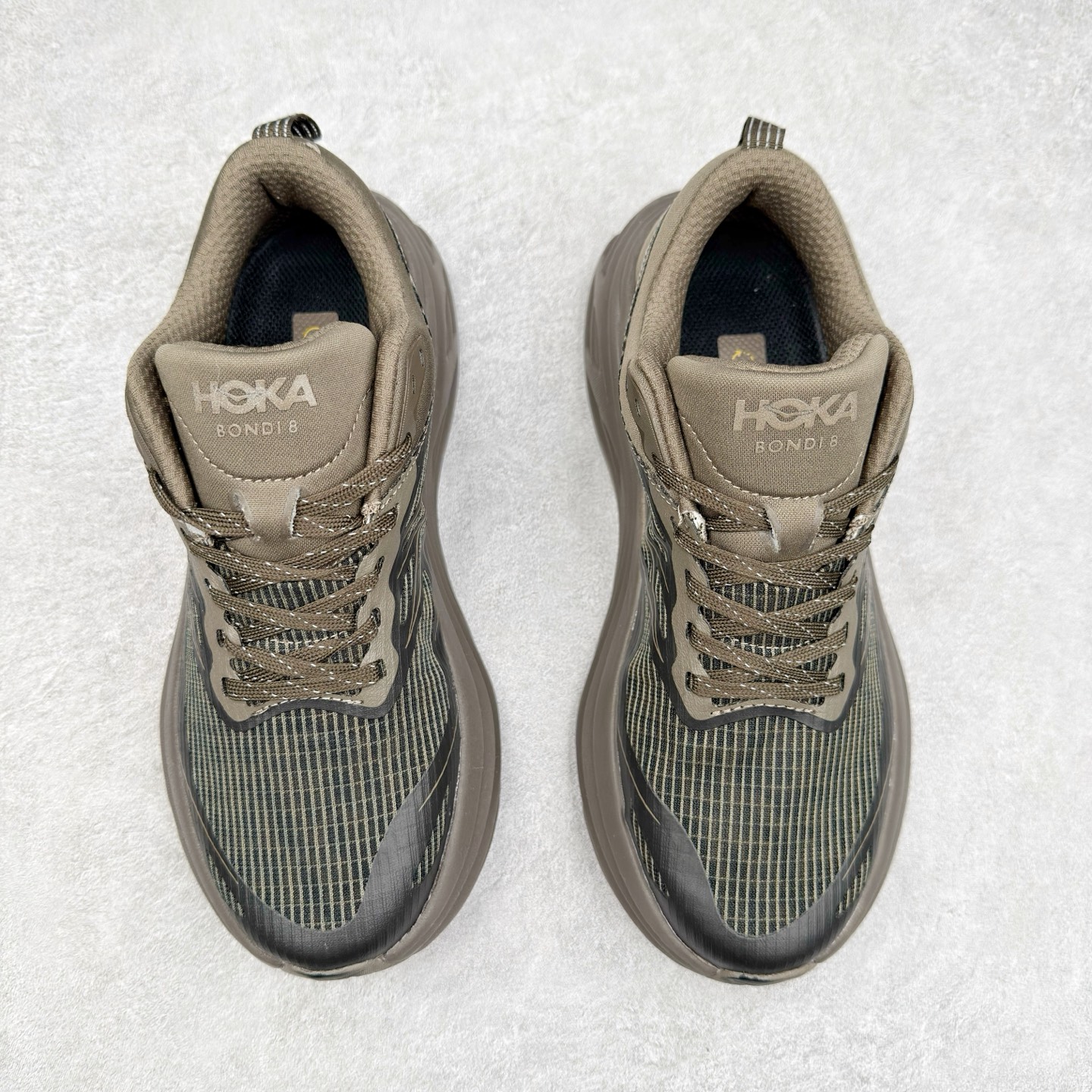 图片[2]-HOKA ONE ONE Bondi 8 邦代八代缓震网面耐磨低帮跑步鞋 原始的 Bondi 缓震和线条在这里 提供该特许经营权众所周知的柔软、平衡的乘坐体验 Bondi 使用加长的摇杆微调几何形状 以获得更大的加速度 同时由于采用碳纤维板 还可以提供更平稳的脚趾离地 尺码：36 36.5 37.5 38 38.5 39 40 40.5 41 42 42.5 43 44 44.5 45-选品中心