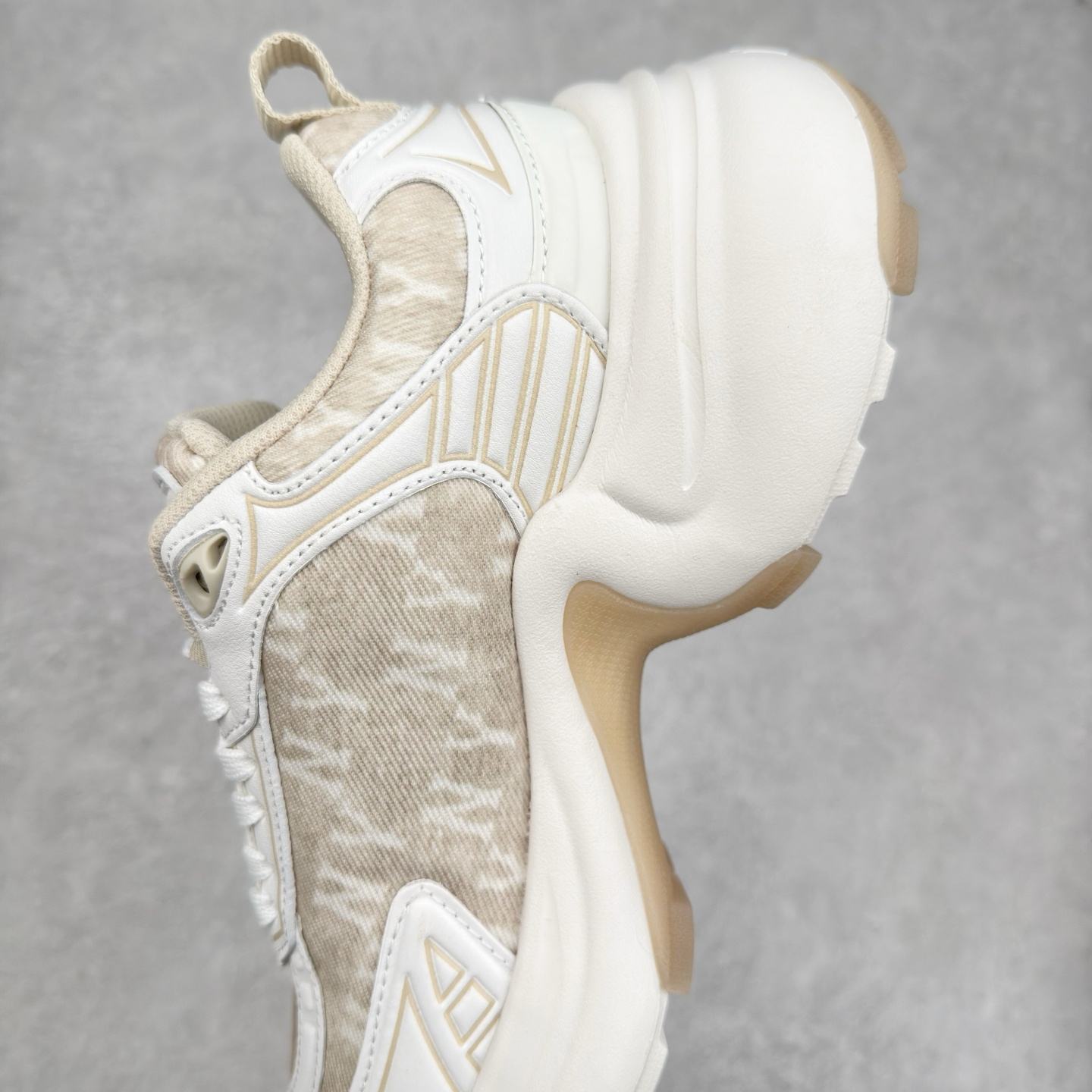 图片[7]-MLB Chunky Cargo 纽约洋基队合成革潮流时尚舒适休闲运动风厚底增高 防滑耐磨 低帮 老爹鞋 男女同款 黑色 实拍调校N版已经零色差零失真 百分百还原实物色彩所见即所得 不存在货不对板色差等低级问题 选购参考实物拍摄 不混卖不参货 只用心做好货严格选品 承诺混一赔十 尺码：36 36.5 37.5 38 38.5 39 40 40.5 41 42 42.5 43 44 44.5 45-选品中心