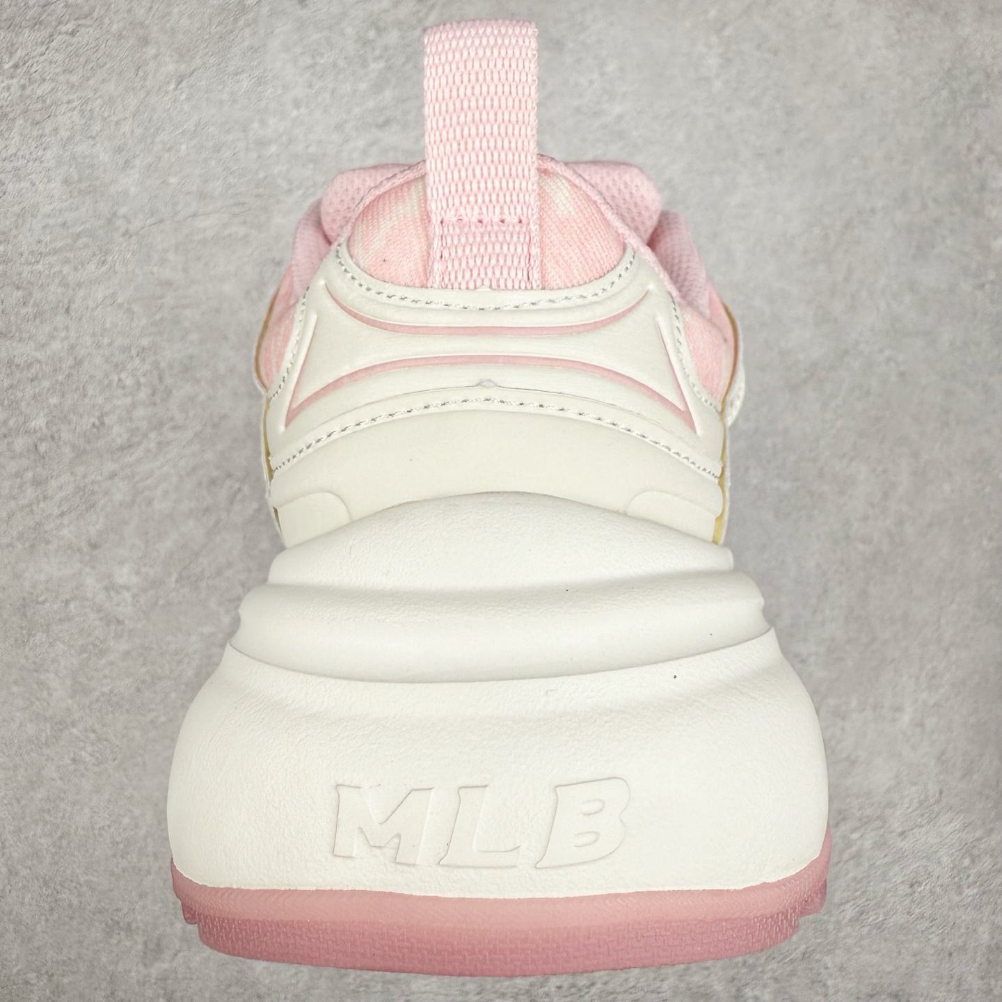 图片[8]-MLB Chunky Cargo 纽约洋基队合成革潮流时尚舒适休闲运动风厚底增高 防滑耐磨 低帮 老爹鞋 男女同款 黑色 实拍调校N版已经零色差零失真 百分百还原实物色彩所见即所得 不存在货不对板色差等低级问题 选购参考实物拍摄 不混卖不参货 只用心做好货严格选品 承诺混一赔十 尺码：36 36.5 37.5 38 38.5 39 40 40.5 41 42 42.5 43 44 44.5 45-选品中心