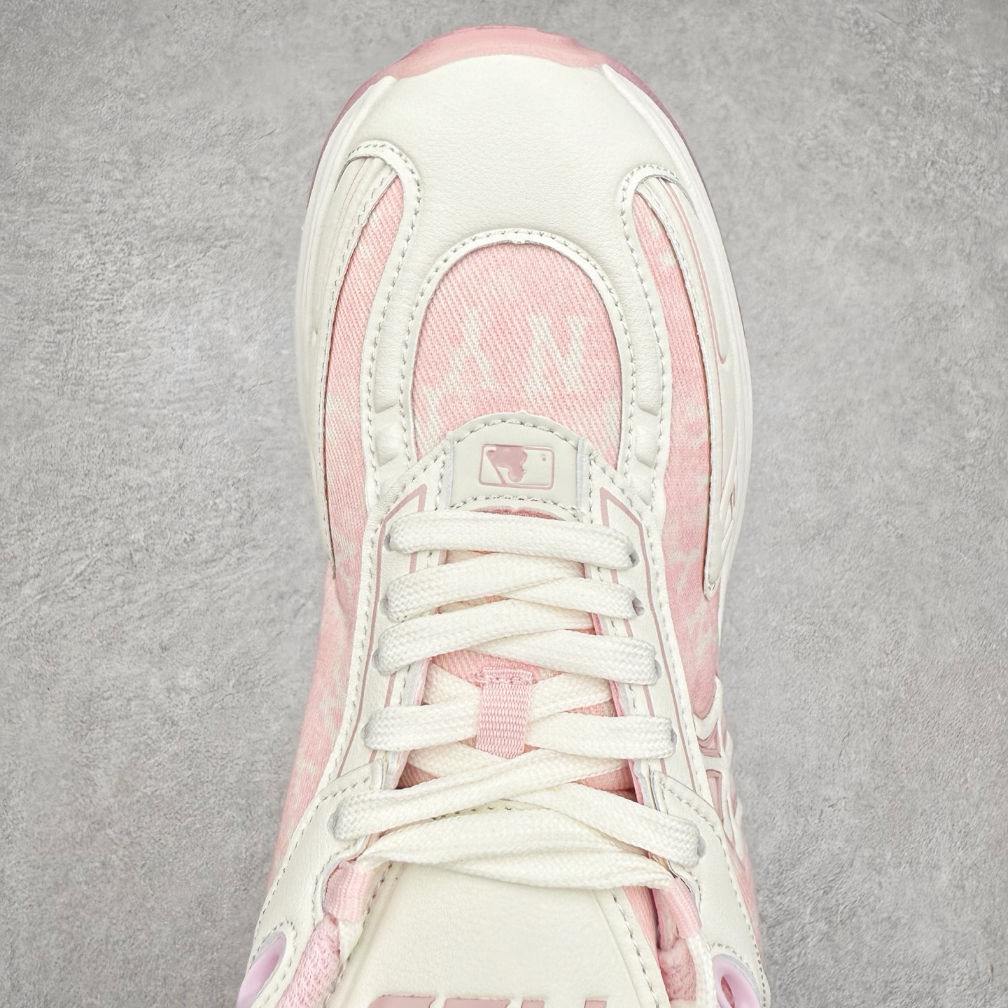 图片[4]-MLB Chunky Cargo 纽约洋基队合成革潮流时尚舒适休闲运动风厚底增高 防滑耐磨 低帮 老爹鞋 男女同款 黑色 实拍调校N版已经零色差零失真 百分百还原实物色彩所见即所得 不存在货不对板色差等低级问题 选购参考实物拍摄 不混卖不参货 只用心做好货严格选品 承诺混一赔十 尺码：36 36.5 37.5 38 38.5 39 40 40.5 41 42 42.5 43 44 44.5 45-选品中心