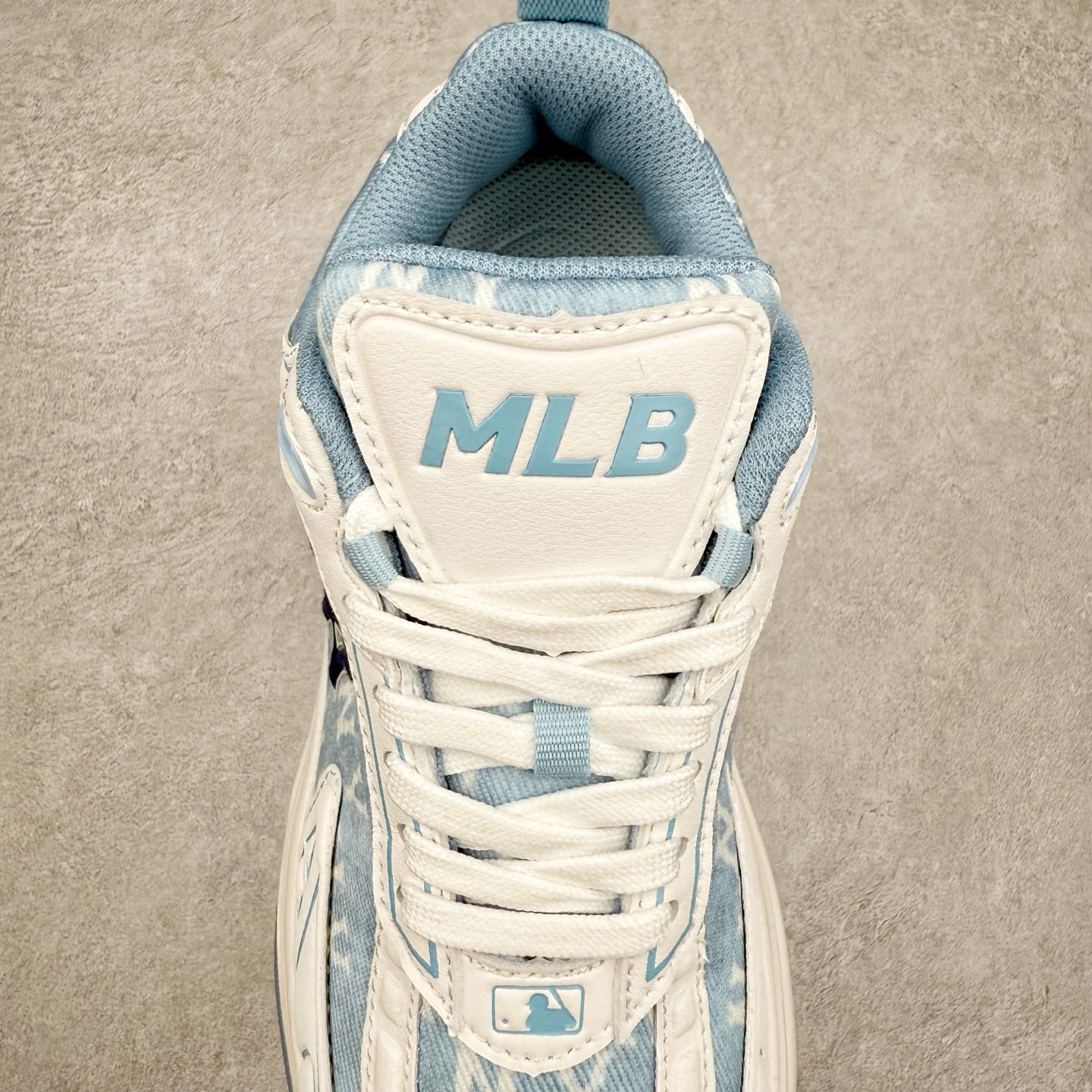 图片[5]-MLB Chunky Cargo 纽约洋基队合成革潮流时尚舒适休闲运动风厚底增高 防滑耐磨 低帮 老爹鞋 男女同款 黑色 实拍调校N版已经零色差零失真 百分百还原实物色彩所见即所得 不存在货不对板色差等低级问题 选购参考实物拍摄 不混卖不参货 只用心做好货严格选品 承诺混一赔十 尺码：36 36.5 37.5 38 38.5 39 40 40.5 41 42 42.5 43 44 44.5 45-选品中心