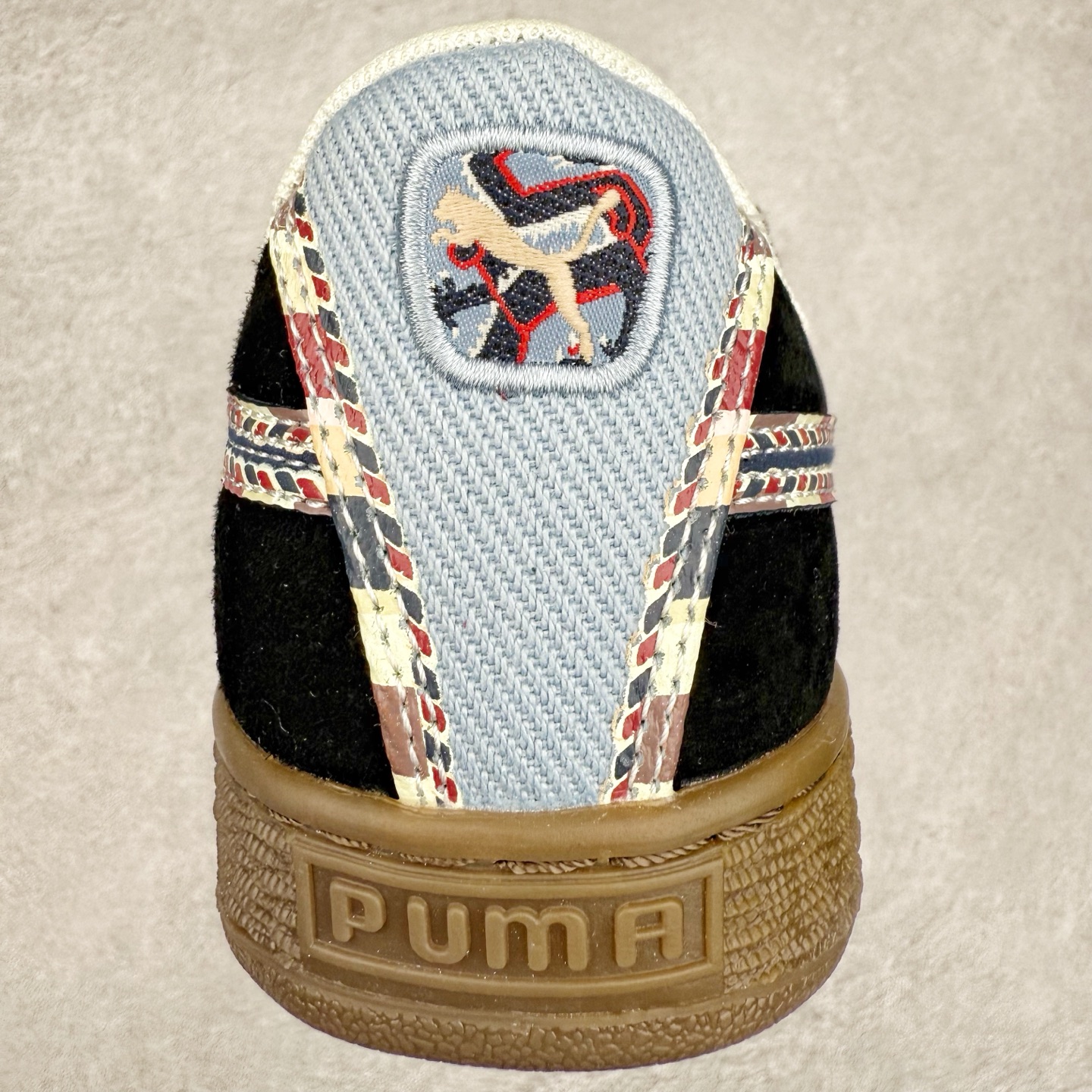 图片[8]-＃特价福利 PUMA Basket Suede 彪马皮面复古板鞋 原装渠道版本 诠释最高工艺 夏季新款官方原盒原标 代购充正专供头层皮海玻璃鞋垫搭配后跟PUMA logo烫金 让陈旧的款式重获新生 尺码：35.5 36 37 37.5 38 38.5 39 40 40.5 41 42 42.5 43 44 44.5 45-选品中心