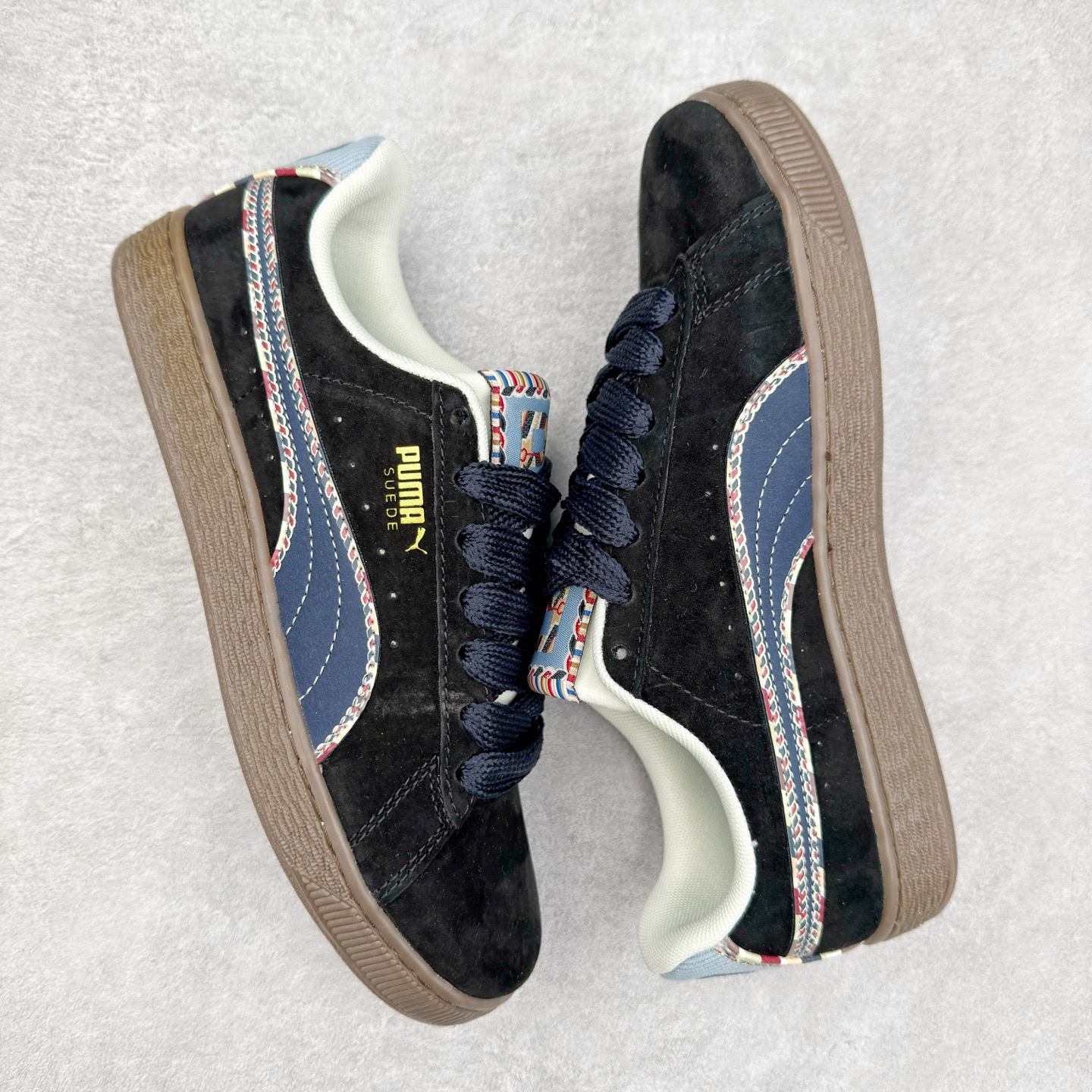 图片[3]-＃特价福利 PUMA Basket Suede 彪马皮面复古板鞋 原装渠道版本 诠释最高工艺 夏季新款官方原盒原标 代购充正专供头层皮海玻璃鞋垫搭配后跟PUMA logo烫金 让陈旧的款式重获新生 尺码：35.5 36 37 37.5 38 38.5 39 40 40.5 41 42 42.5 43 44 44.5 45-选品中心