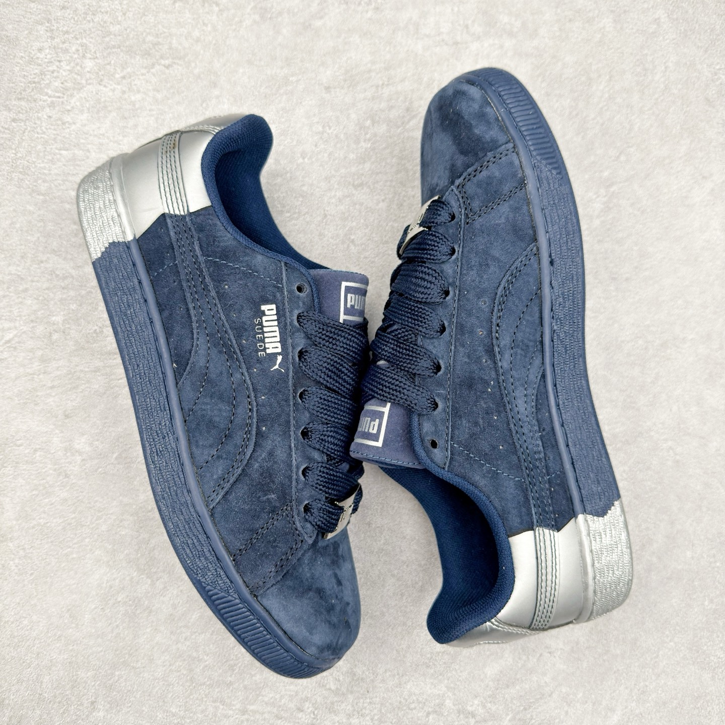 图片[3]-＃特价福利 PUMA Basket Suede 彪马皮面复古板鞋 原装渠道版本 诠释最高工艺 夏季新款官方原盒原标 代购充正专供头层皮海玻璃鞋垫搭配后跟PUMA logo烫金 让陈旧的款式重获新生 尺码：35.5 36 37 37.5 38 38.5 39 40 40.5 41 42 42.5 43 44 44.5 45-选品中心