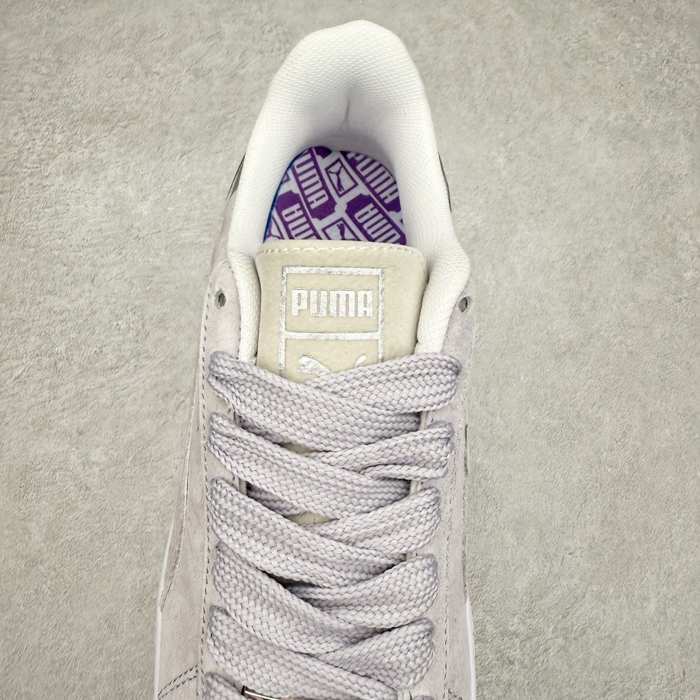 图片[5]-＃特价福利 PUMA Basket Suede 彪马皮面复古板鞋 原装渠道版本 诠释最高工艺 夏季新款官方原盒原标 代购充正专供头层皮海玻璃鞋垫搭配后跟PUMA logo烫金 让陈旧的款式重获新生 尺码：35.5 36 37 37.5 38 38.5 39 40 40.5 41 42 42.5 43 44 44.5 45-选品中心