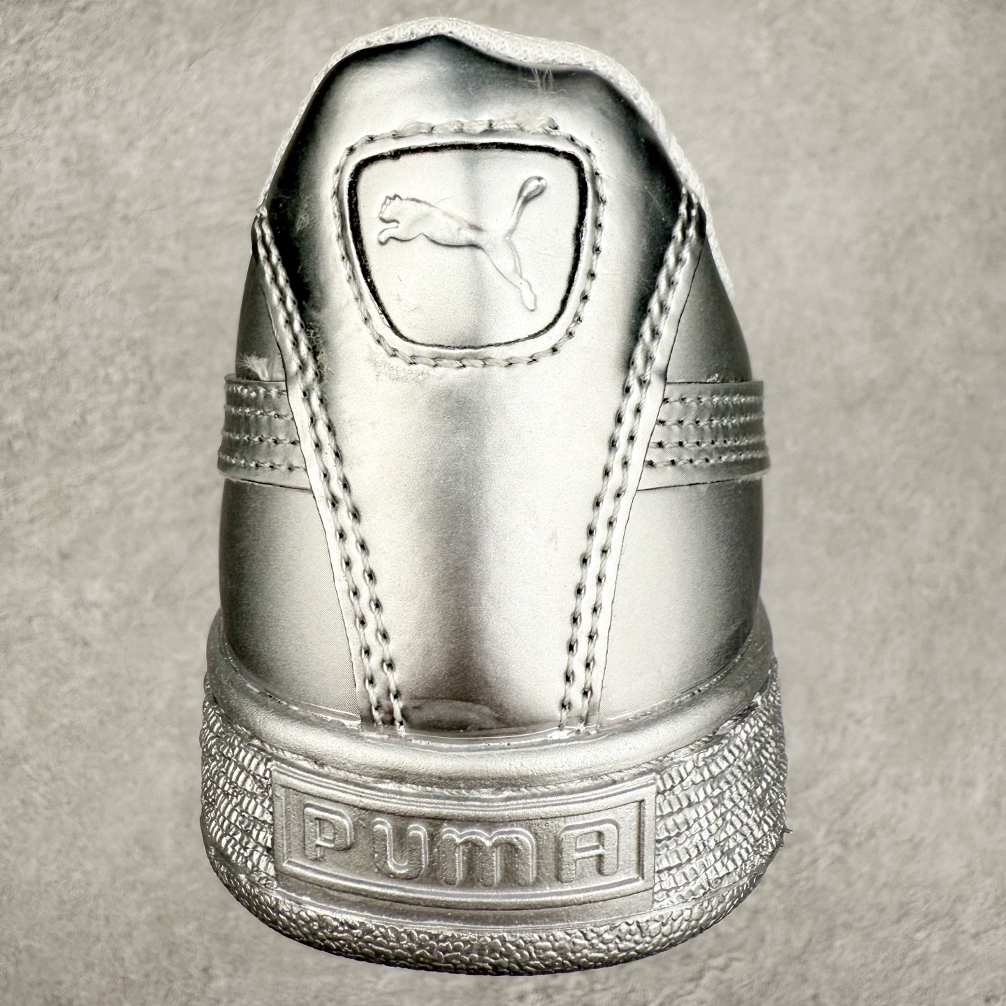 图片[8]-＃特价福利 PUMA Basket Suede 彪马皮面复古板鞋 原装渠道版本 诠释最高工艺 夏季新款官方原盒原标 代购充正专供头层皮海玻璃鞋垫搭配后跟PUMA logo烫金 让陈旧的款式重获新生 尺码：35.5 36 37 37.5 38 38.5 39 40 40.5 41 42 42.5 43 44 44.5 45-选品中心