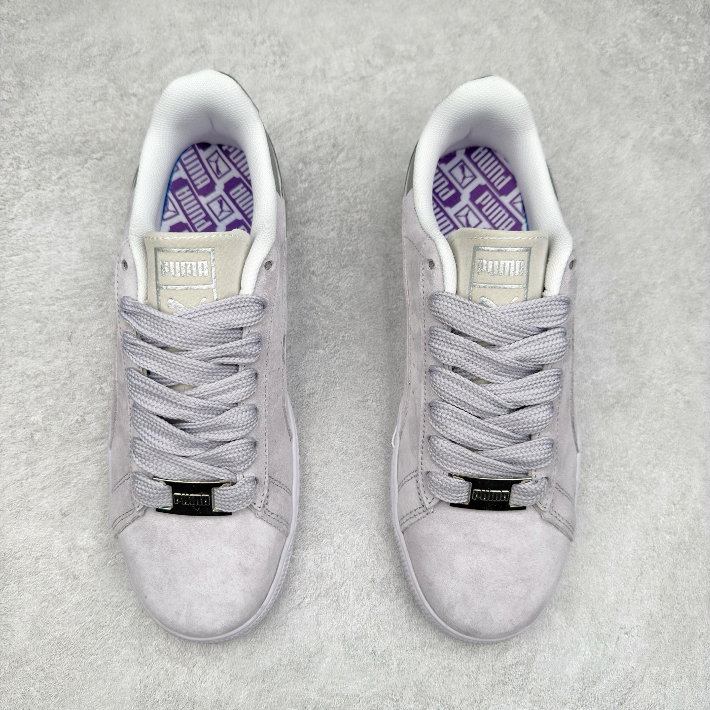 图片[2]-＃特价福利 PUMA Basket Suede 彪马皮面复古板鞋 原装渠道版本 诠释最高工艺 夏季新款官方原盒原标 代购充正专供头层皮海玻璃鞋垫搭配后跟PUMA logo烫金 让陈旧的款式重获新生 尺码：35.5 36 37 37.5 38 38.5 39 40 40.5 41 42 42.5 43 44 44.5 45-选品中心