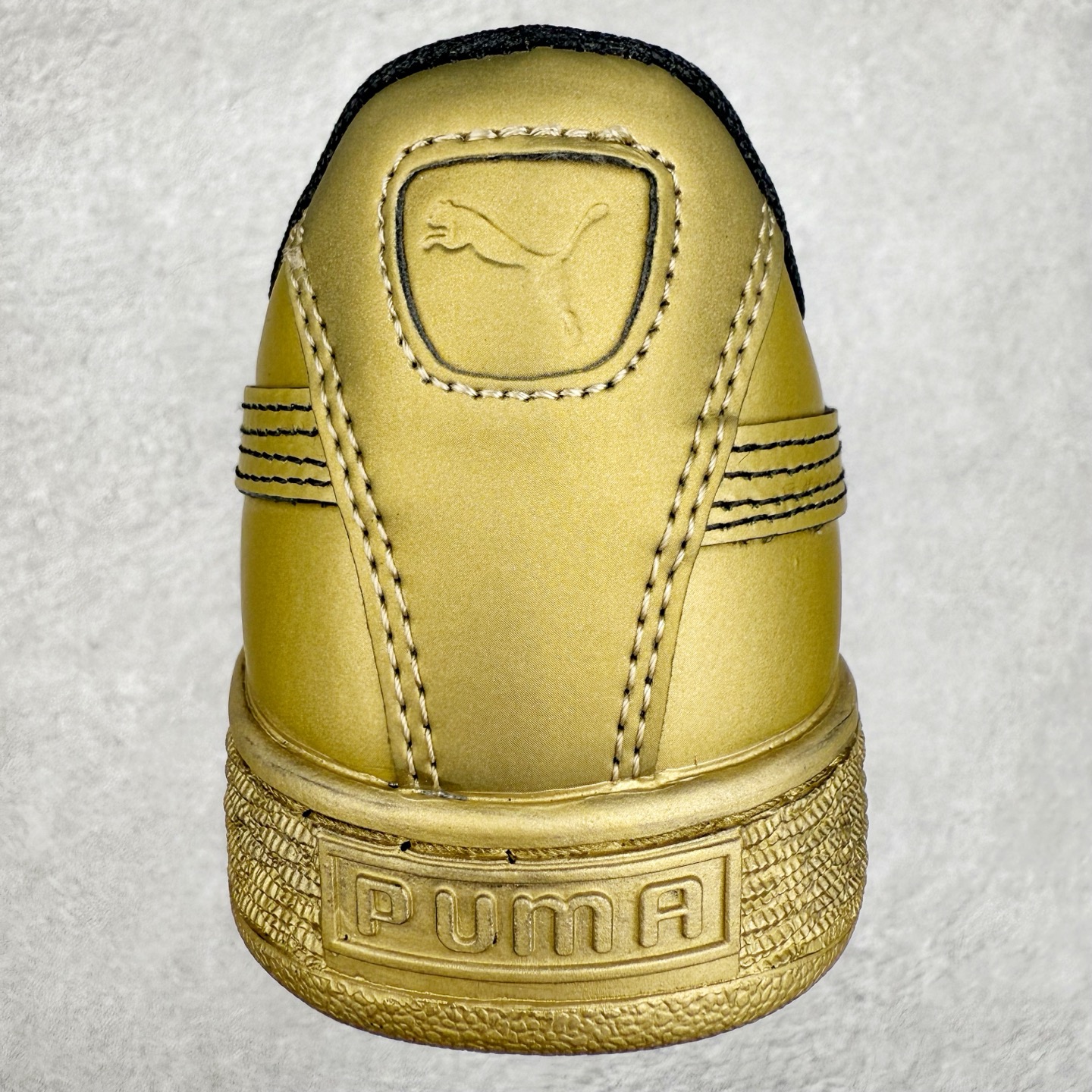 图片[8]-＃特价福利 PUMA Basket Suede 彪马皮面复古板鞋 原装渠道版本 诠释最高工艺 夏季新款官方原盒原标 代购充正专供头层皮海玻璃鞋垫搭配后跟PUMA logo烫金 让陈旧的款式重获新生 尺码：35.5 36 37 37.5 38 38.5 39 40 40.5 41 42 42.5 43 44 44.5 45-选品中心