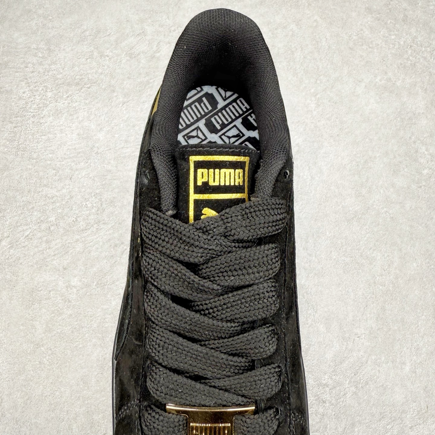 图片[5]-＃特价福利 PUMA Basket Suede 彪马皮面复古板鞋 原装渠道版本 诠释最高工艺 夏季新款官方原盒原标 代购充正专供头层皮海玻璃鞋垫搭配后跟PUMA logo烫金 让陈旧的款式重获新生 尺码：35.5 36 37 37.5 38 38.5 39 40 40.5 41 42 42.5 43 44 44.5 45-选品中心
