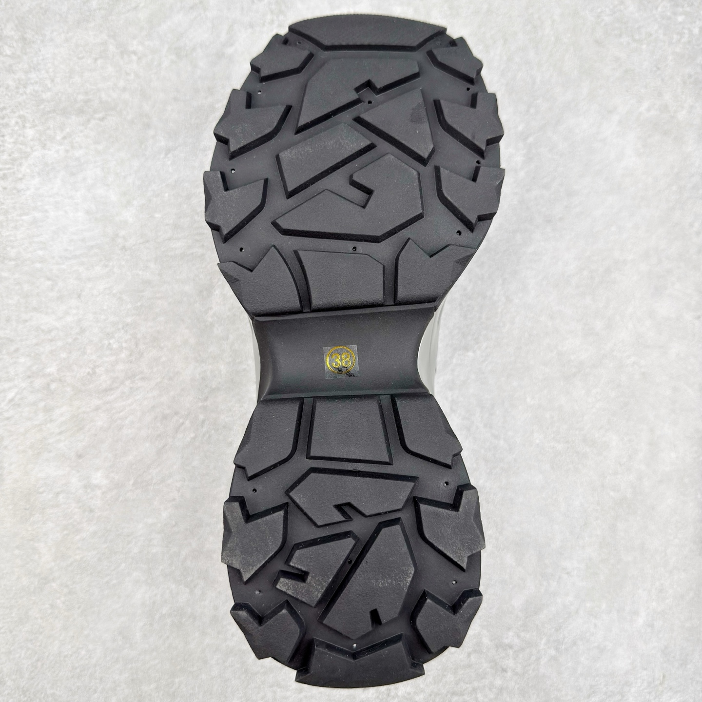 图片[9]-GG-CC 2025新款厚底增高休闲运动老爹鞋系列 广东大厂出品 7CM厚底增高 星河粒子 银白粉色 银角大王 完美细节 25ss春季新款厚底增高 大长腿 时髦look轻松定格 不费力展现率性氛围 高档银盒 酷帅机能风不规则设计大底 拼色造型设计 轻便舒适百搭 GGCC银白配色好温柔 三层组合月牙底 柔软有弹性的月牙底和增加舒适度显腿长的7cm增高 长时间走路和站立都不累脚舒适度和少女感 厚底增高 不管怎么搭都好看~尺码：35 36 37 38 39 40-选品中心