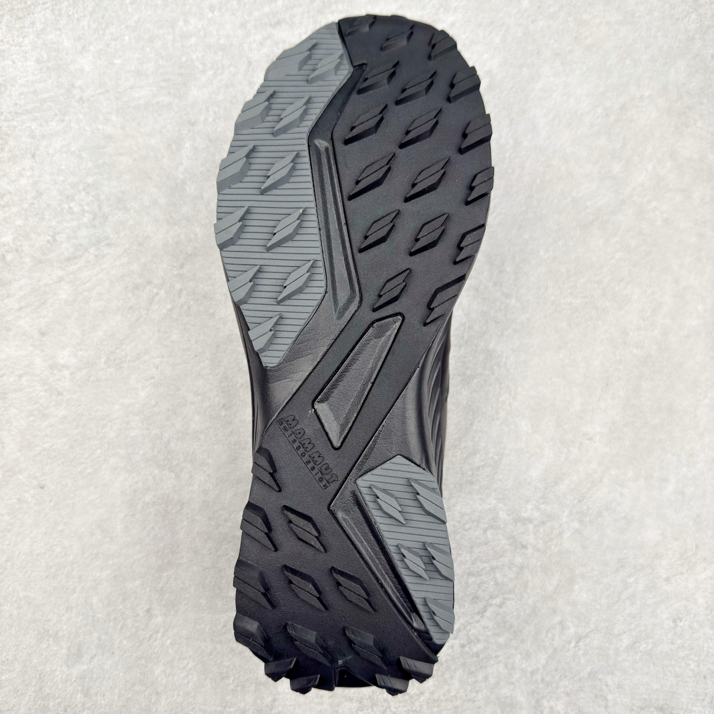 图片[9]-MAMMUT猛犸象 Hueco Knit 2 登山靴多功能鞋履 独立私模 顶级复刻百分百还原# 应用BASE FIT 2.0专利技术 拥有优越的抓地力、护趾力和运动缓冲功能 可折叠鞋跟 透气针织鞋面 适合春夏与初秋季节的设计 即刻\\\”履\\\”行出发 尺码：36 36.5 37.5 38 38.5 39 40 40.5 41 42 42.5 43 44 44.5 45 46-选品中心