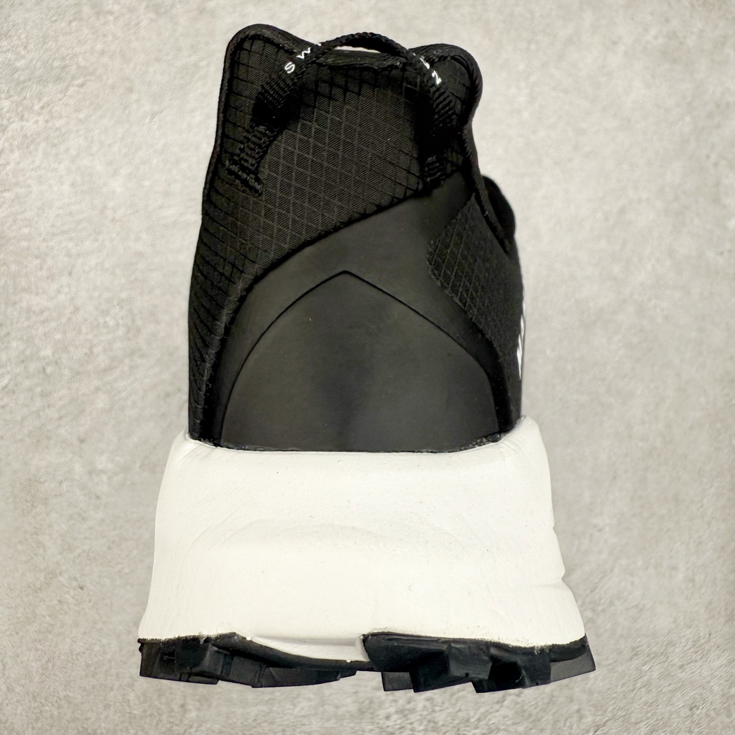 图片[8]-MAMMUT猛犸象 Hueco Knit 2 登山靴多功能鞋履 独立私模 顶级复刻百分百还原# 应用BASE FIT 2.0专利技术 拥有优越的抓地力、护趾力和运动缓冲功能 可折叠鞋跟 透气针织鞋面 适合春夏与初秋季节的设计 即刻\\\”履\\\”行出发 尺码：36 36.5 37.5 38 38.5 39 40 40.5 41 42 42.5 43 44 44.5 45 46-选品中心