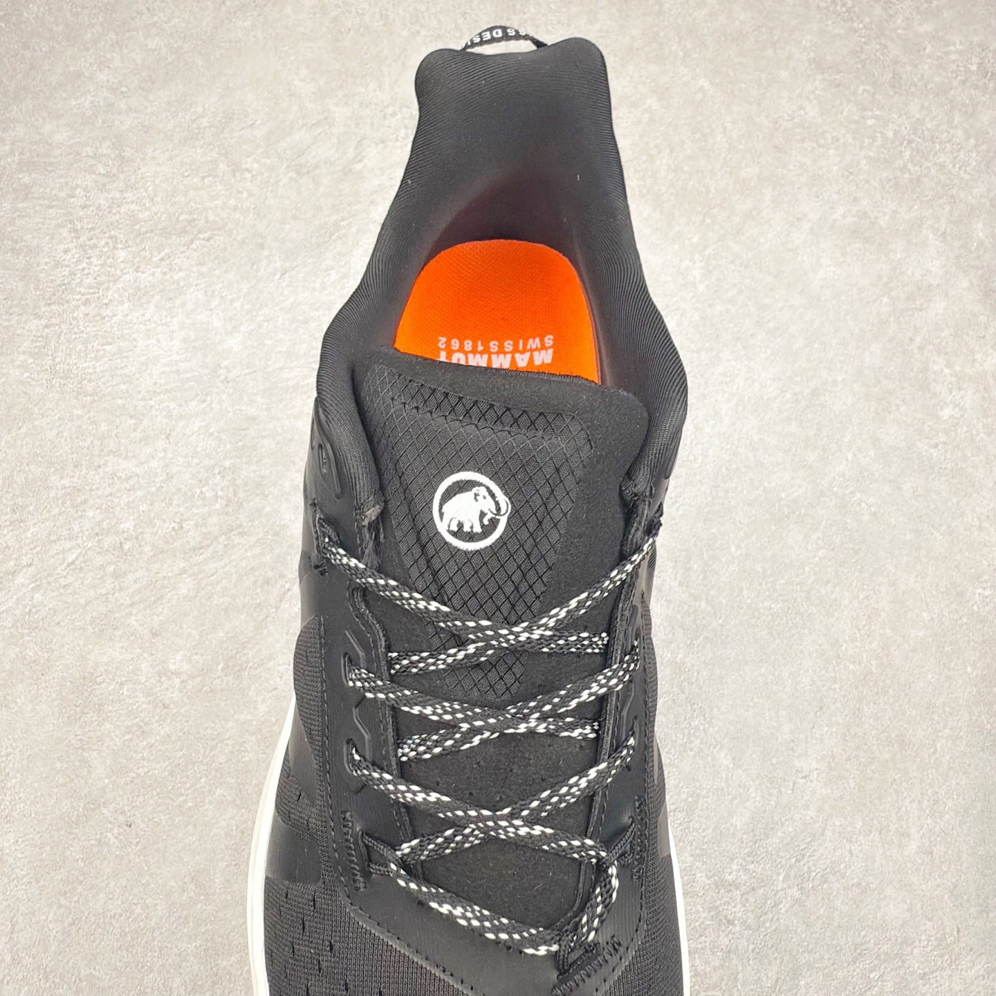 图片[5]-MAMMUT猛犸象 Hueco Knit 2 登山靴多功能鞋履 独立私模 顶级复刻百分百还原# 应用BASE FIT 2.0专利技术 拥有优越的抓地力、护趾力和运动缓冲功能 可折叠鞋跟 透气针织鞋面 适合春夏与初秋季节的设计 即刻\\\”履\\\”行出发 尺码：36 36.5 37.5 38 38.5 39 40 40.5 41 42 42.5 43 44 44.5 45 46-选品中心