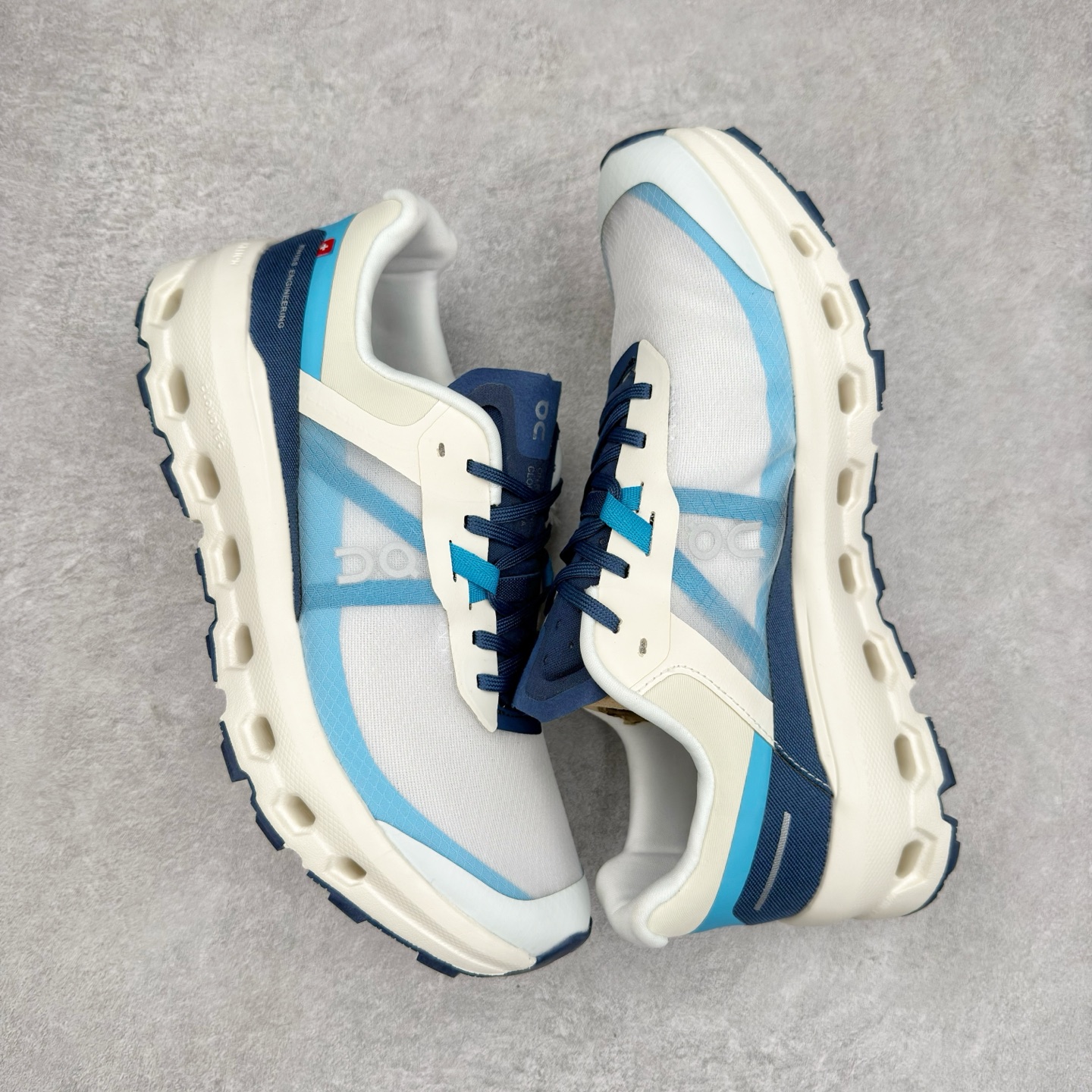 图片[3]-On昂跑 Cloudsurfer Next Wolf Honeydew 柔软舒适防滑耐磨低帮休闲跑步鞋 昂跑运动品牌 开创于2010年 缓震着陆、强效回弹、轻柔质感的设计构思始终是ON研制关键 与此同时基于“为全球提供革新性的跑步感受”信念 陆续推出了多款跑鞋及其以专业运动人体跑步工程学为设计关键的功能性跑步服饰设备 让跑者不费力气地畅快畅跑 尺码：36 36.5 37.5 38 38.5 39 40 40.5 41 42 42.5 43 44 44.5 45-选品中心