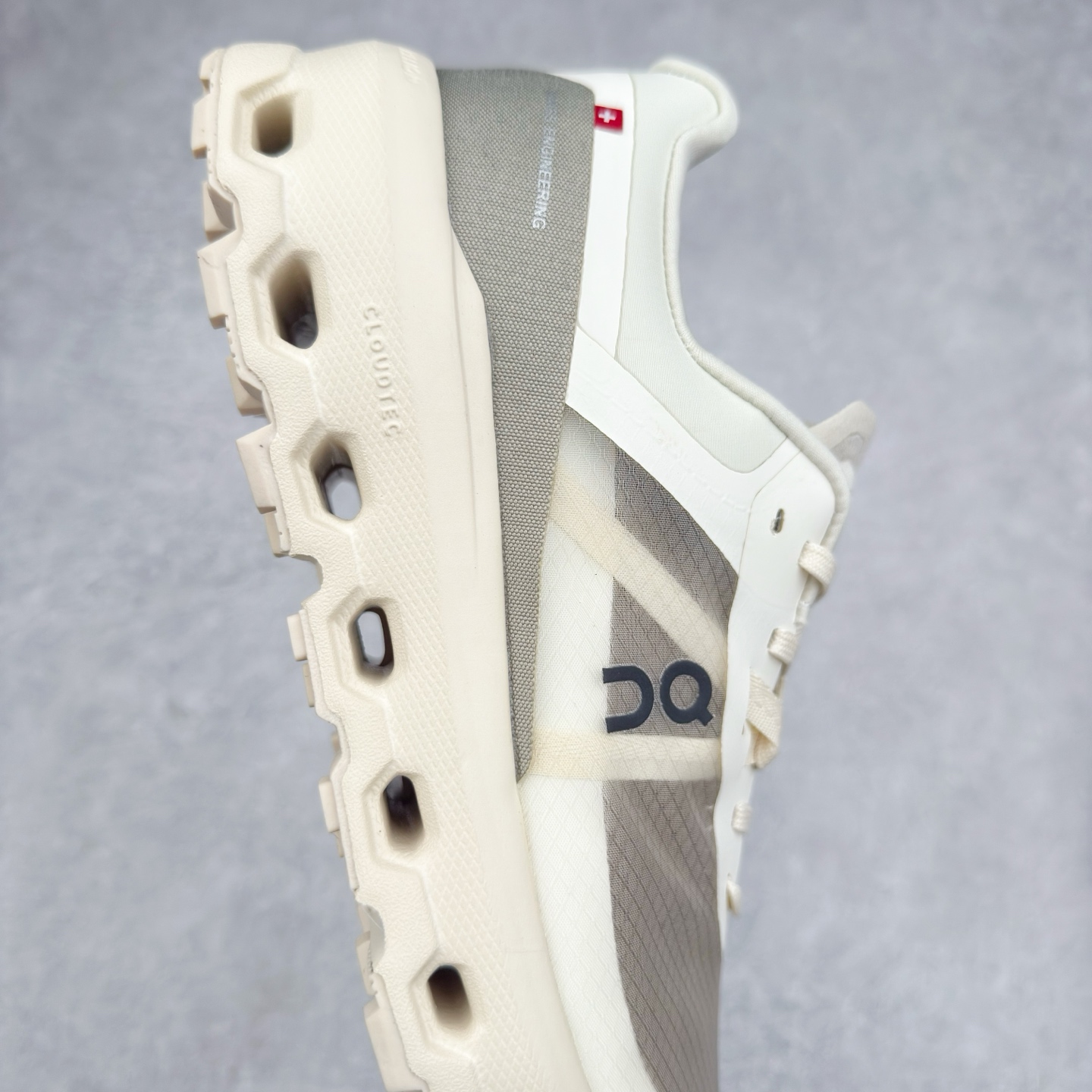 图片[6]-On昂跑 Cloudsurfer Next Wolf Honeydew 柔软舒适防滑耐磨低帮休闲跑步鞋 昂跑运动品牌 开创于2010年 缓震着陆、强效回弹、轻柔质感的设计构思始终是ON研制关键 与此同时基于“为全球提供革新性的跑步感受”信念 陆续推出了多款跑鞋及其以专业运动人体跑步工程学为设计关键的功能性跑步服饰设备 让跑者不费力气地畅快畅跑 尺码：36 36.5 37.5 38 38.5 39 40 40.5 41 42 42.5 43 44 44.5 45-选品中心