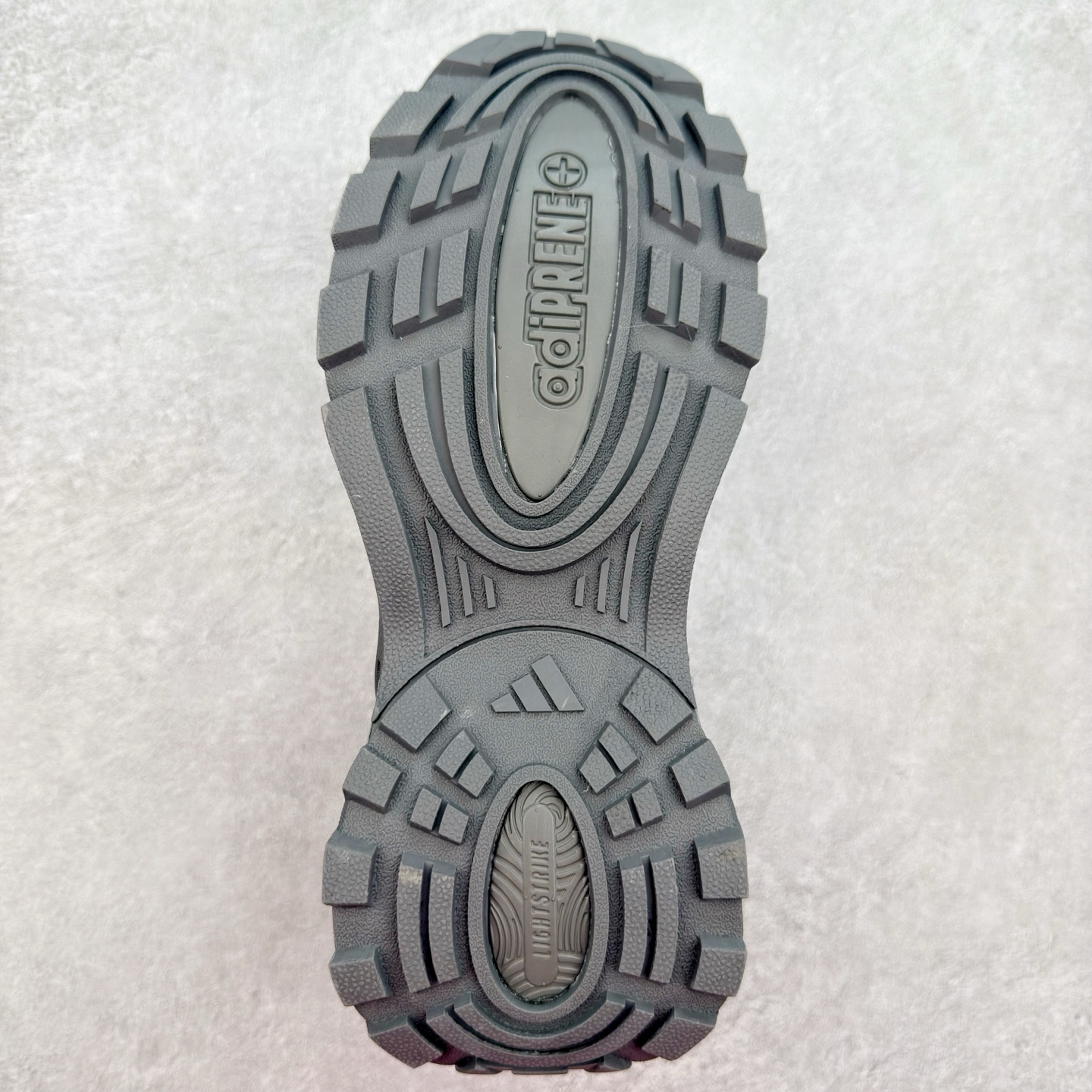 图片[9]-AD Wonder Runner Turbo FOS系列舒适百搭防滑耐磨低帮跑步鞋 厚底增高 机甲旋风老爹鞋外观超酷炫，上脚瞬间时尚感拉满 ADIPRENE+科技的鞋底，走路时软软弹弹，缓震效果一流 鞋面材质透气又舒适，穿一天也不觉得闷。尺码： 36 36⅔ 37⅓ 38 38⅔ 39⅓ 40 40⅔ 41⅓ 42 42⅔ 43⅓ 44 45-选品中心