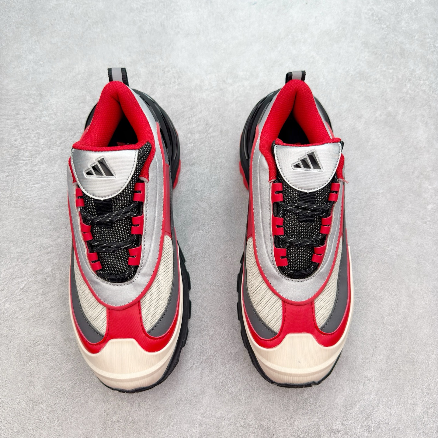 图片[2]-AD Wonder Runner Turbo FOS系列舒适百搭防滑耐磨低帮跑步鞋 厚底增高 机甲旋风老爹鞋外观超酷炫，上脚瞬间时尚感拉满 ADIPRENE+科技的鞋底，走路时软软弹弹，缓震效果一流 鞋面材质透气又舒适，穿一天也不觉得闷。尺码： 36 36⅔ 37⅓ 38 38⅔ 39⅓ 40 40⅔ 41⅓ 42 42⅔ 43⅓ 44 45-选品中心