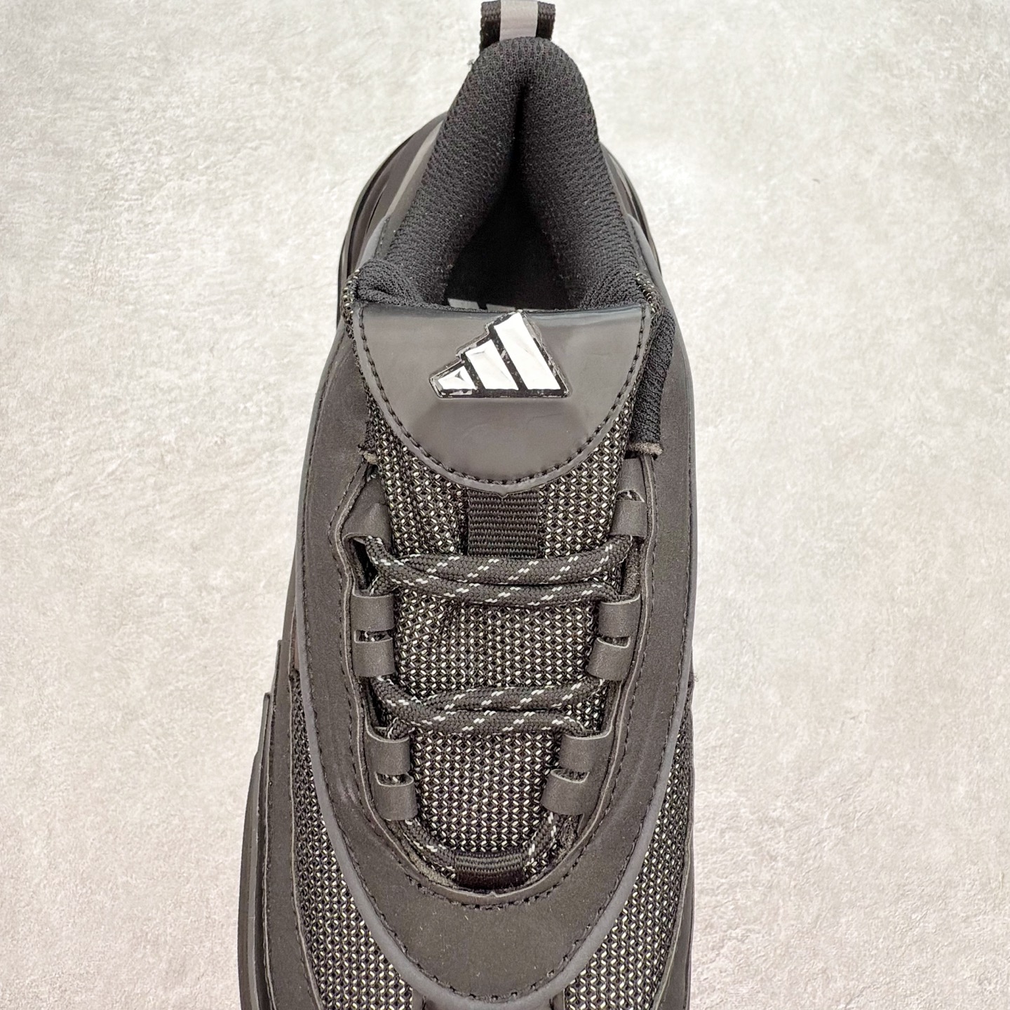 图片[5]-AD Wonder Runner Turbo FOS系列舒适百搭防滑耐磨低帮跑步鞋 厚底增高 机甲旋风老爹鞋外观超酷炫，上脚瞬间时尚感拉满 ADIPRENE+科技的鞋底，走路时软软弹弹，缓震效果一流 鞋面材质透气又舒适，穿一天也不觉得闷。尺码： 36 36⅔ 37⅓ 38 38⅔ 39⅓ 40 40⅔ 41⅓ 42 42⅔ 43⅓ 44 45-选品中心