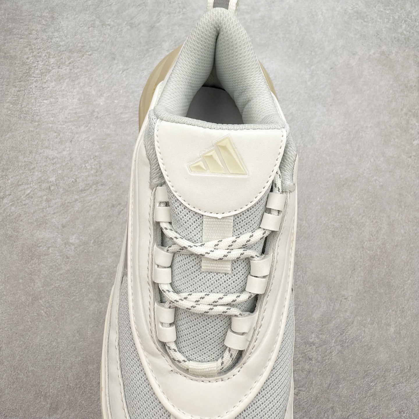 图片[5]-AD Wonder Runner Turbo FOS系列舒适百搭防滑耐磨低帮跑步鞋 厚底增高 机甲旋风老爹鞋外观超酷炫，上脚瞬间时尚感拉满 ADIPRENE+科技的鞋底，走路时软软弹弹，缓震效果一流 鞋面材质透气又舒适，穿一天也不觉得闷。尺码： 36 36⅔ 37⅓ 38 38⅔ 39⅓ 40 40⅔ 41⅓ 42 42⅔ 43⅓ 44 45-选品中心