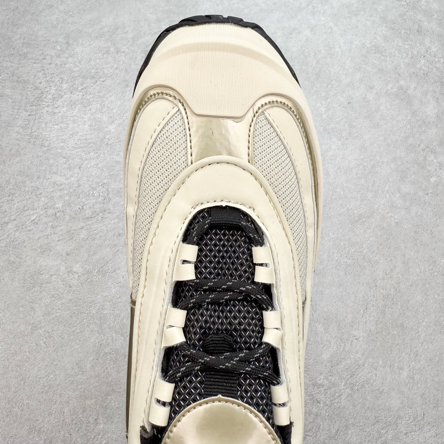 图片[4]-AD Wonder Runner Turbo FOS系列舒适百搭防滑耐磨低帮跑步鞋 厚底增高 机甲旋风老爹鞋外观超酷炫，上脚瞬间时尚感拉满 ADIPRENE+科技的鞋底，走路时软软弹弹，缓震效果一流 鞋面材质透气又舒适，穿一天也不觉得闷。尺码： 36 36⅔ 37⅓ 38 38⅔ 39⅓ 40 40⅔ 41⅓ 42 42⅔ 43⅓ 44 45-选品中心