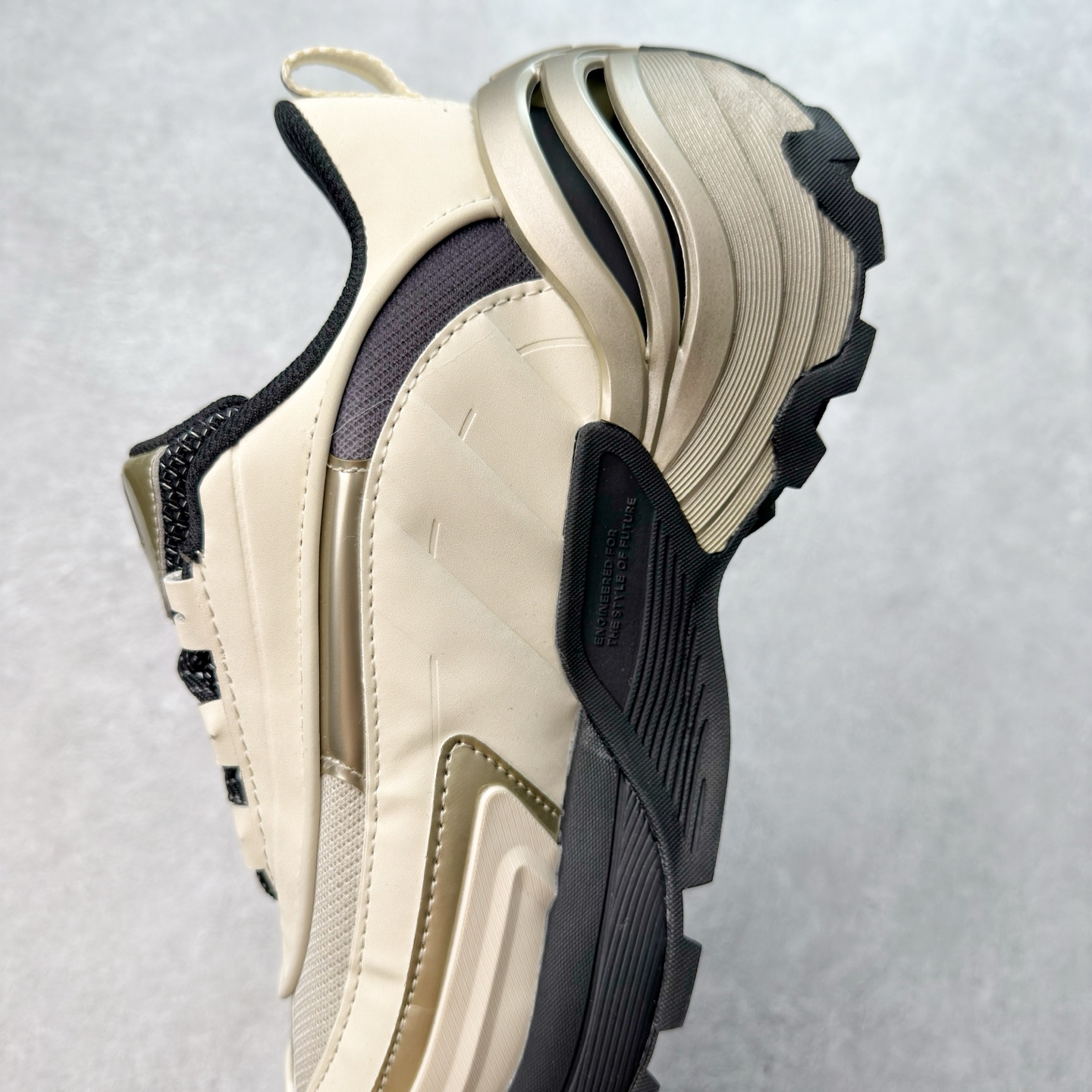 图片[7]-AD Wonder Runner Turbo FOS系列舒适百搭防滑耐磨低帮跑步鞋 厚底增高 机甲旋风老爹鞋外观超酷炫，上脚瞬间时尚感拉满 ADIPRENE+科技的鞋底，走路时软软弹弹，缓震效果一流 鞋面材质透气又舒适，穿一天也不觉得闷。尺码： 36 36⅔ 37⅓ 38 38⅔ 39⅓ 40 40⅔ 41⅓ 42 42⅔ 43⅓ 44 45-选品中心