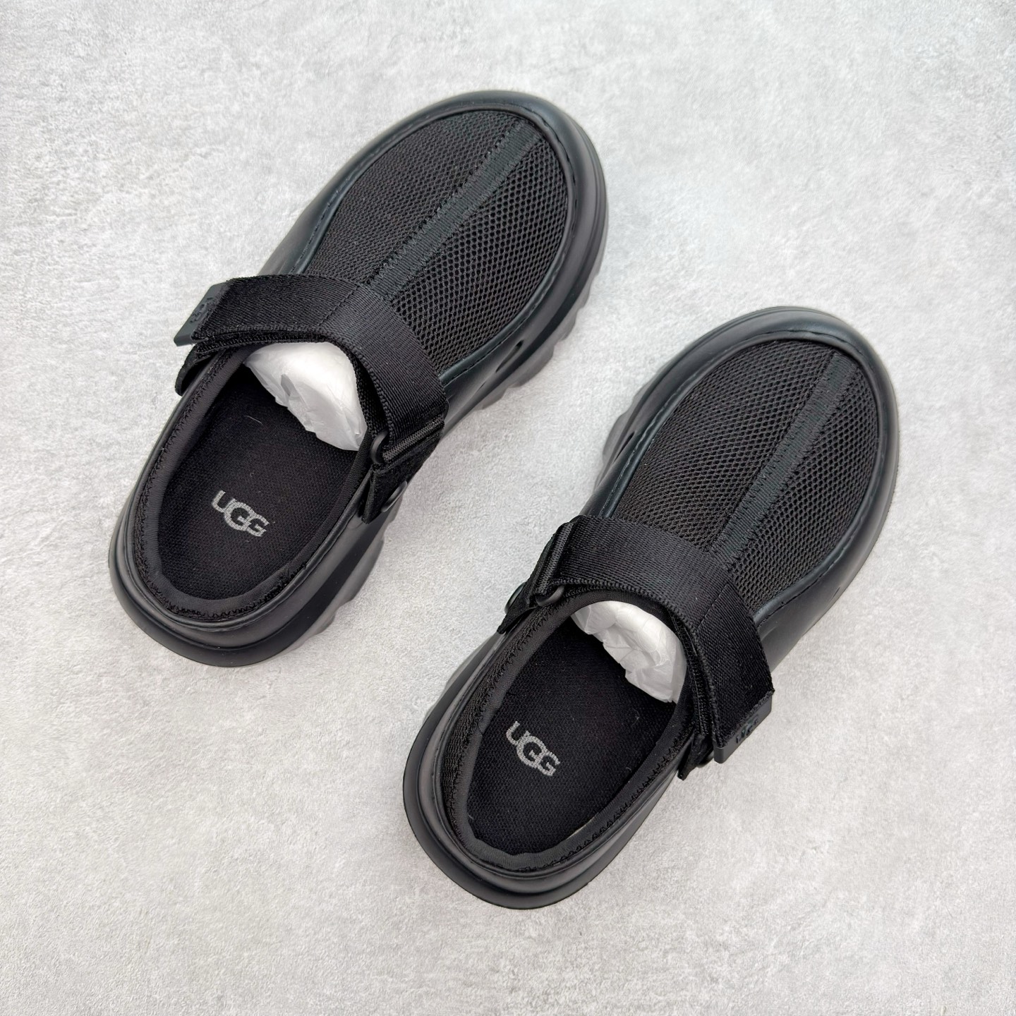 图片[3]-＃SP原厂 UGG 5188 Tasman Lug 绒面革圆头轻盈低帮生活休闲鞋凉鞋 全鞋采用ZP同厂 隆丰A级澳洲进口羊皮毛一体 品牌代工厂生产线 完全遵循ZP工艺流程 代工厂原厂版师 秉承无原鞋不开发选择 注重每一处细节 市面最正版型 TREADLITE\\\”轻翼\\\”科技外底 轻便/耐用/柔韧/桩型【售后郑重承诺】一个月内若出现重大脱胶/断底等质量问题 直接为您换新！尺码：35 36 37 38 39 40-选品中心