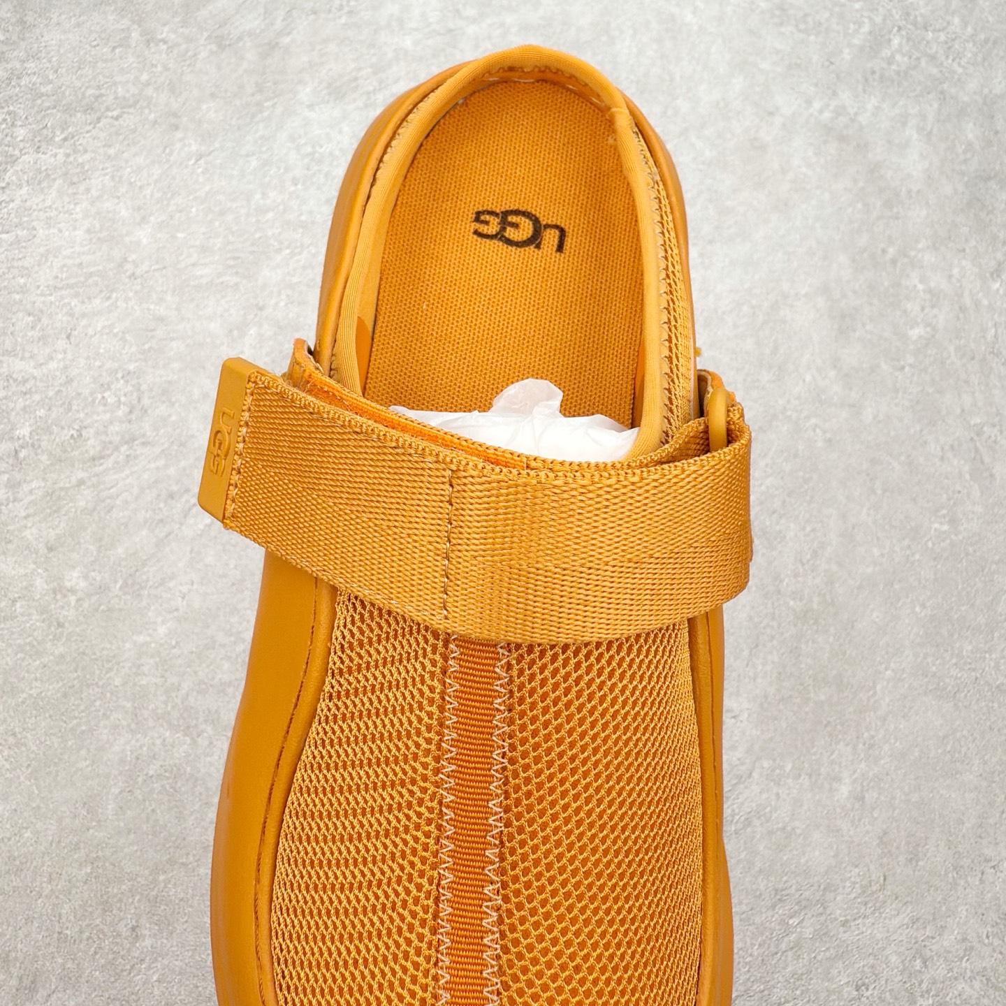 图片[5]-＃SP原厂 UGG 5188 Tasman Lug 绒面革圆头轻盈低帮生活休闲鞋凉鞋 全鞋采用ZP同厂 隆丰A级澳洲进口羊皮毛一体 品牌代工厂生产线 完全遵循ZP工艺流程 代工厂原厂版师 秉承无原鞋不开发选择 注重每一处细节 市面最正版型 TREADLITE\\\”轻翼\\\”科技外底 轻便/耐用/柔韧/桩型【售后郑重承诺】一个月内若出现重大脱胶/断底等质量问题 直接为您换新！尺码：35 36 37 38 39 40-选品中心