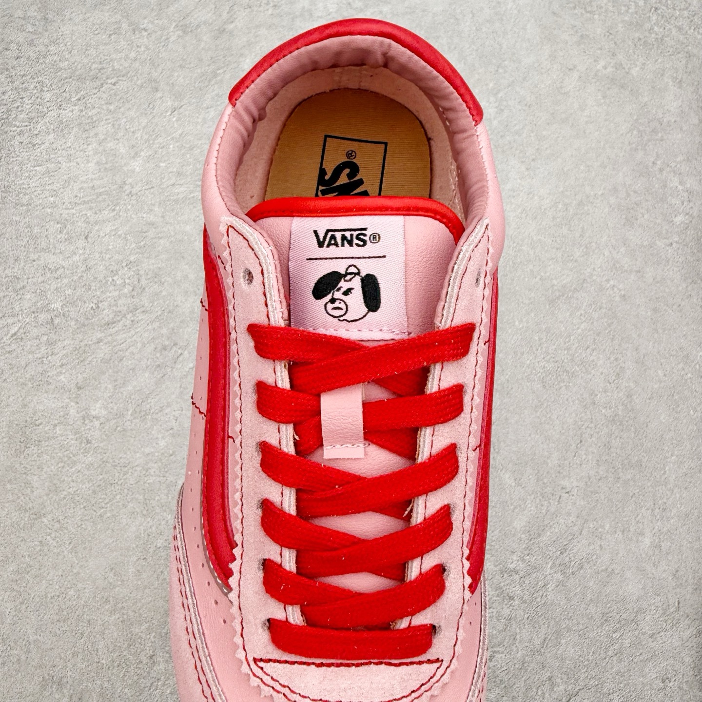 图片[5]-RIROO x Vans Super LowPro 艺术家联名 复古薄底德训鞋 鞋面采用元气明亮粉色 后跟搭配手绘插画 鞋底宣言“I love simple cuz I am complicated” 处处都是细节巧思 诚意满满 货号：VN000D83FFP 尺码：35 36 36.5 37 38 38.5 39 40-选品中心