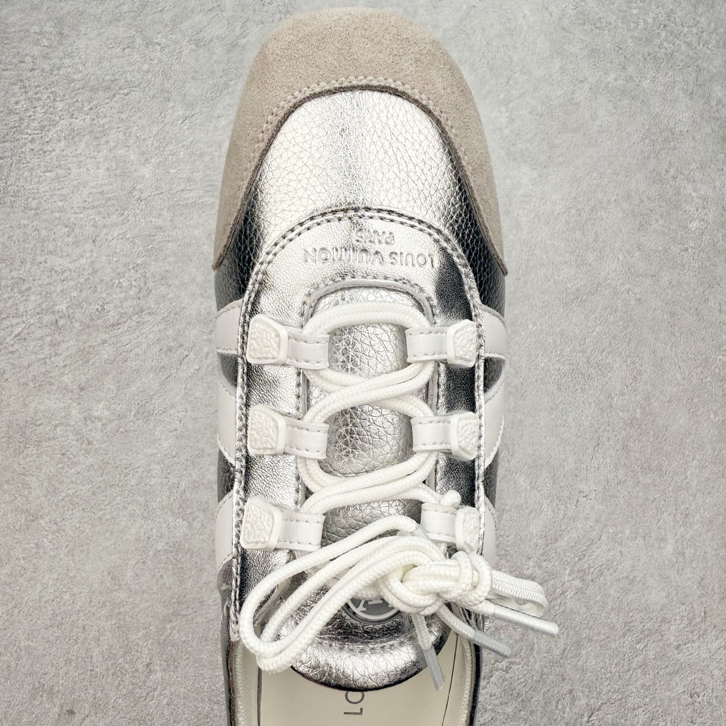 图片[4]-LOUIS VUITTON Sneakerina LV德训鞋 羊皮革 圆头系带 芭蕾风低帮生活休闲鞋 尺码：35 36 37 38 39 40-选品中心